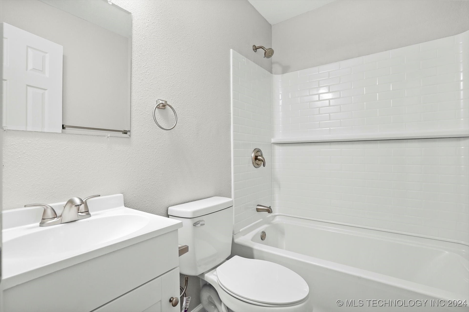 33 S 64th West Avenue