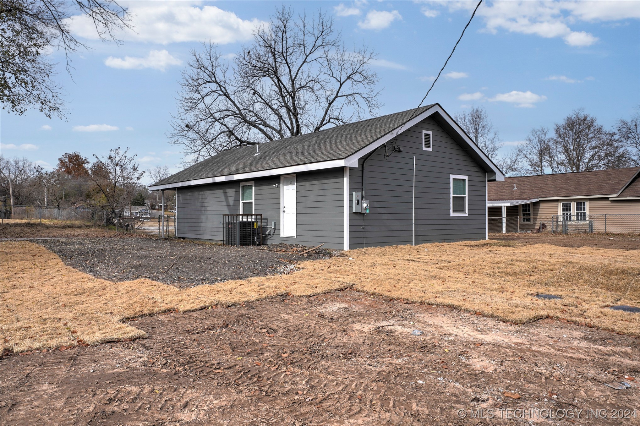 17 S 64th West Avenue