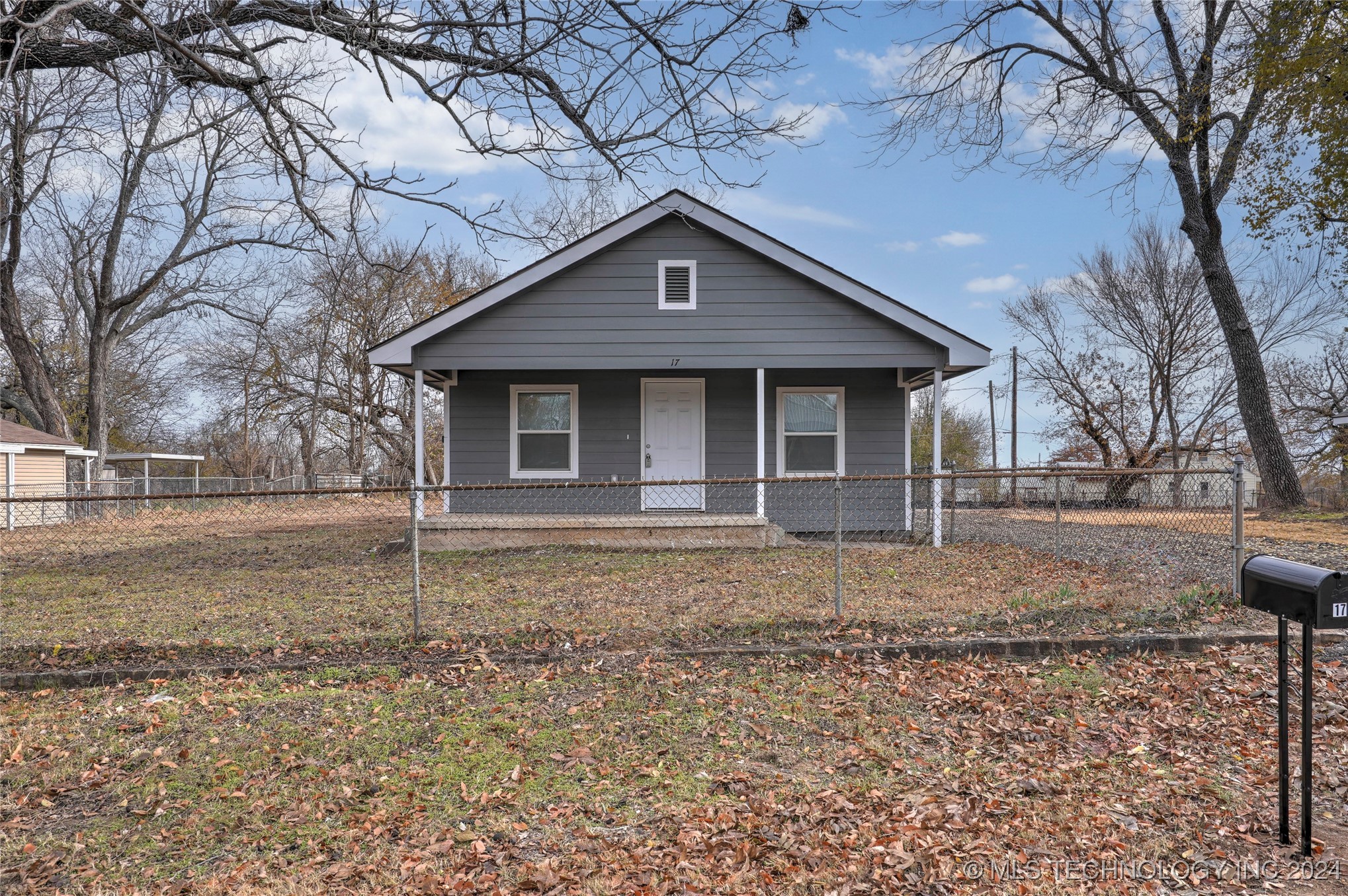17 S 64th West Avenue