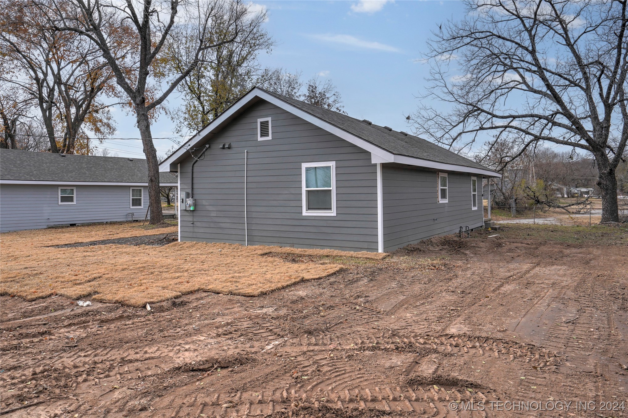 17 S 64th West Avenue