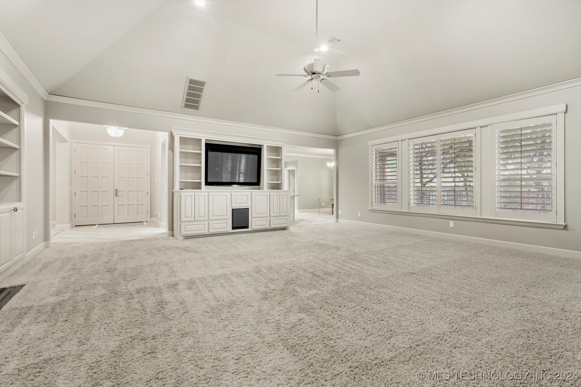 643 E Huntsville Place