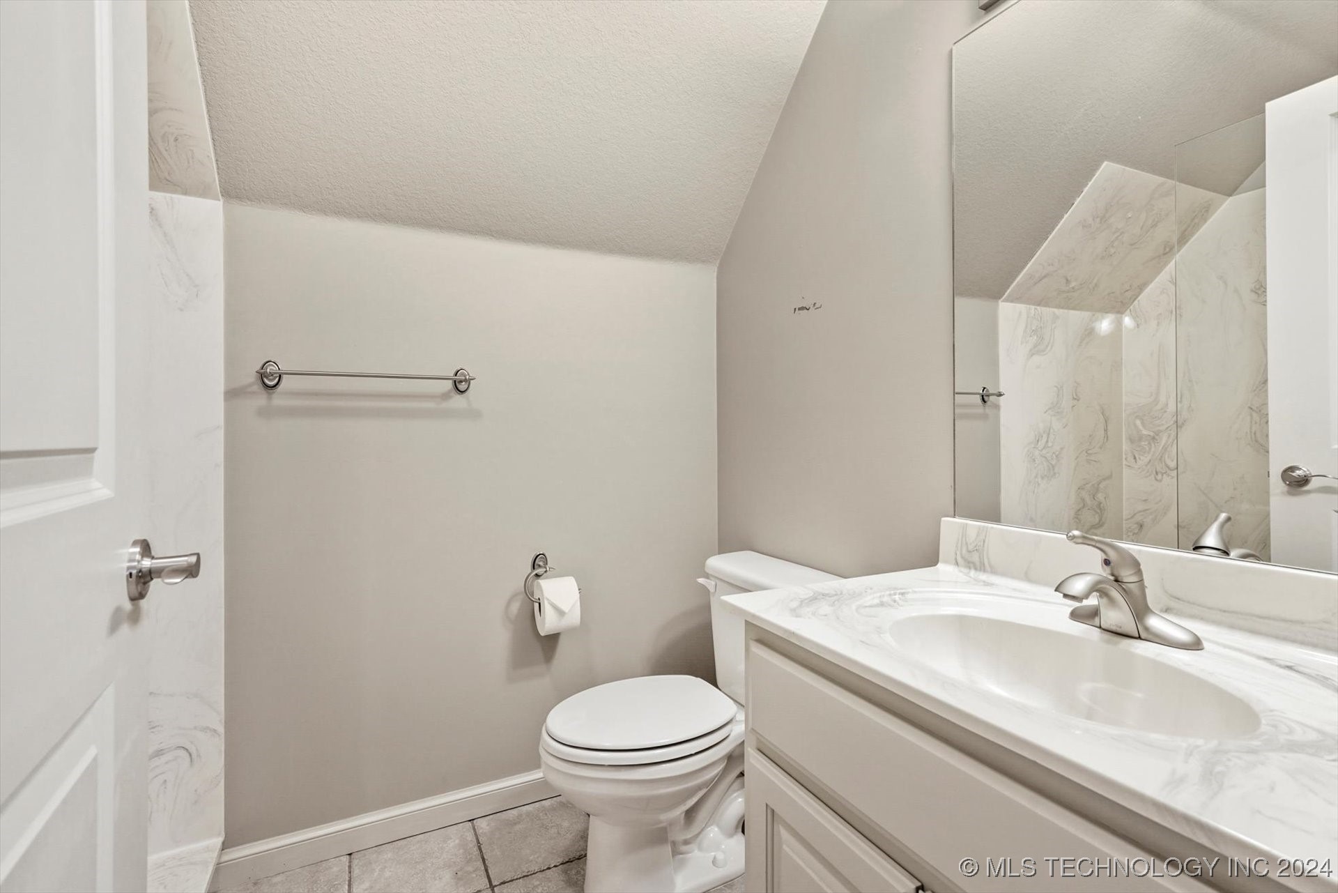 643 E Huntsville Place