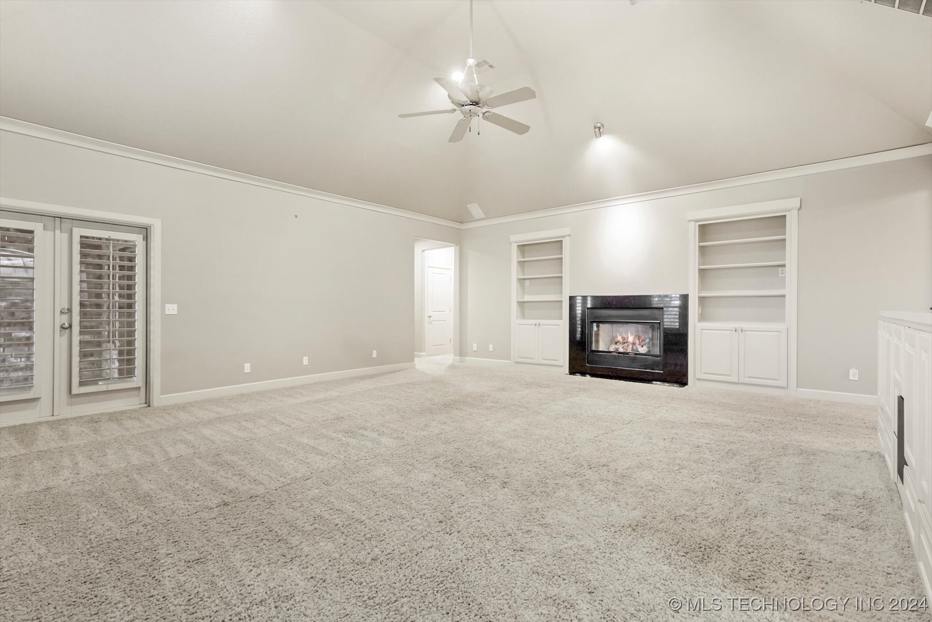 643 E Huntsville Place