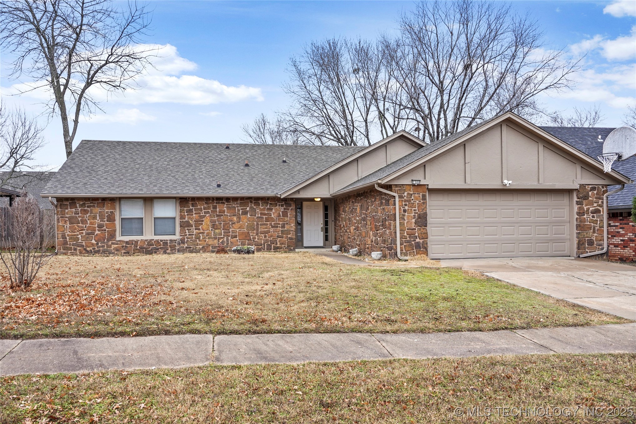 2308 W Edgewater Street