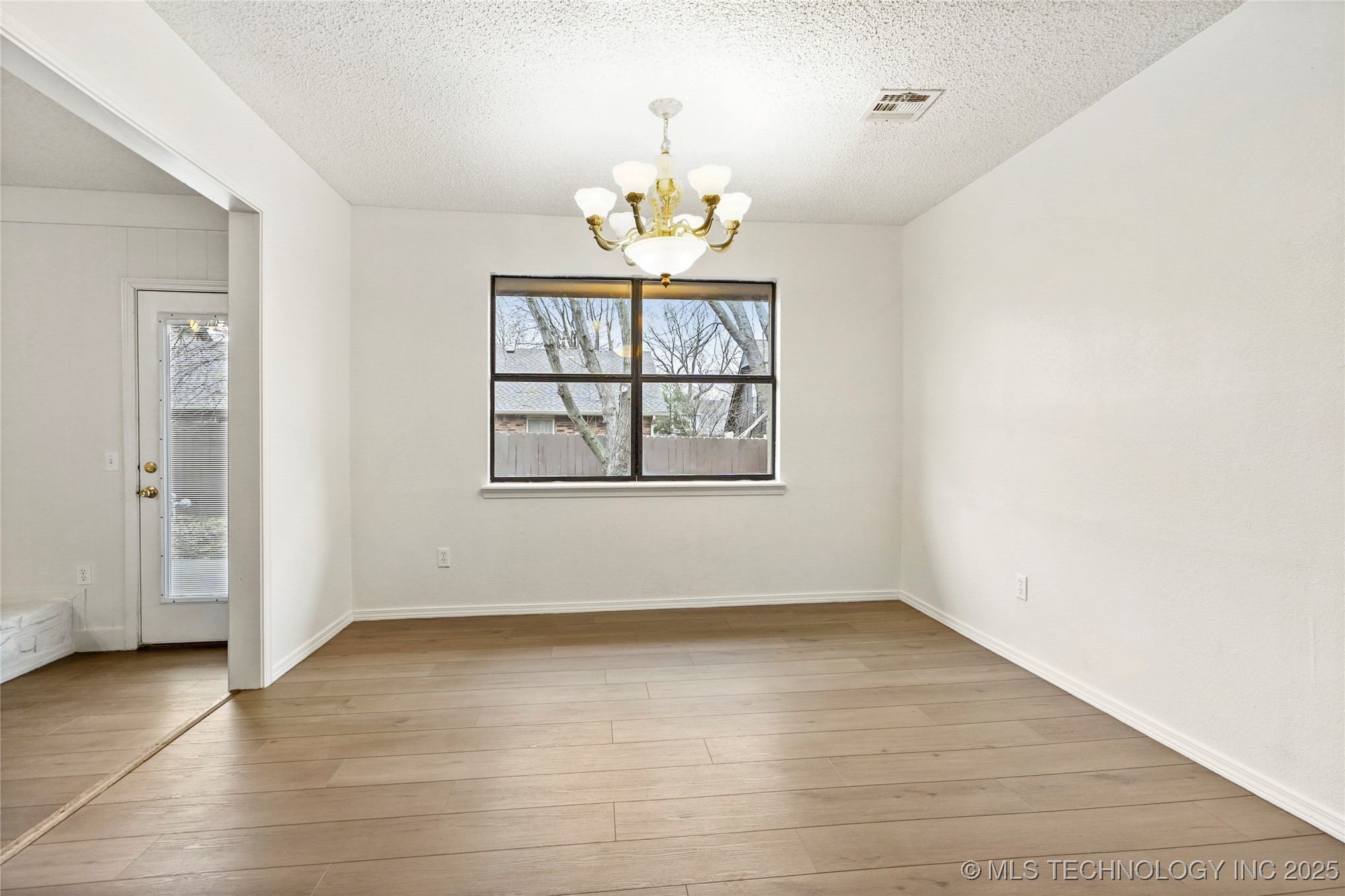 2308 W Edgewater Street
