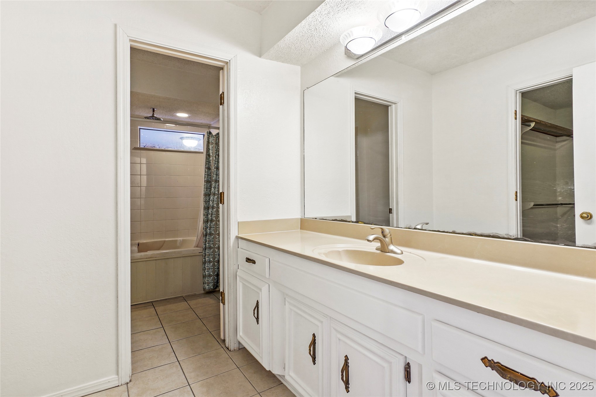 2308 W Edgewater Street