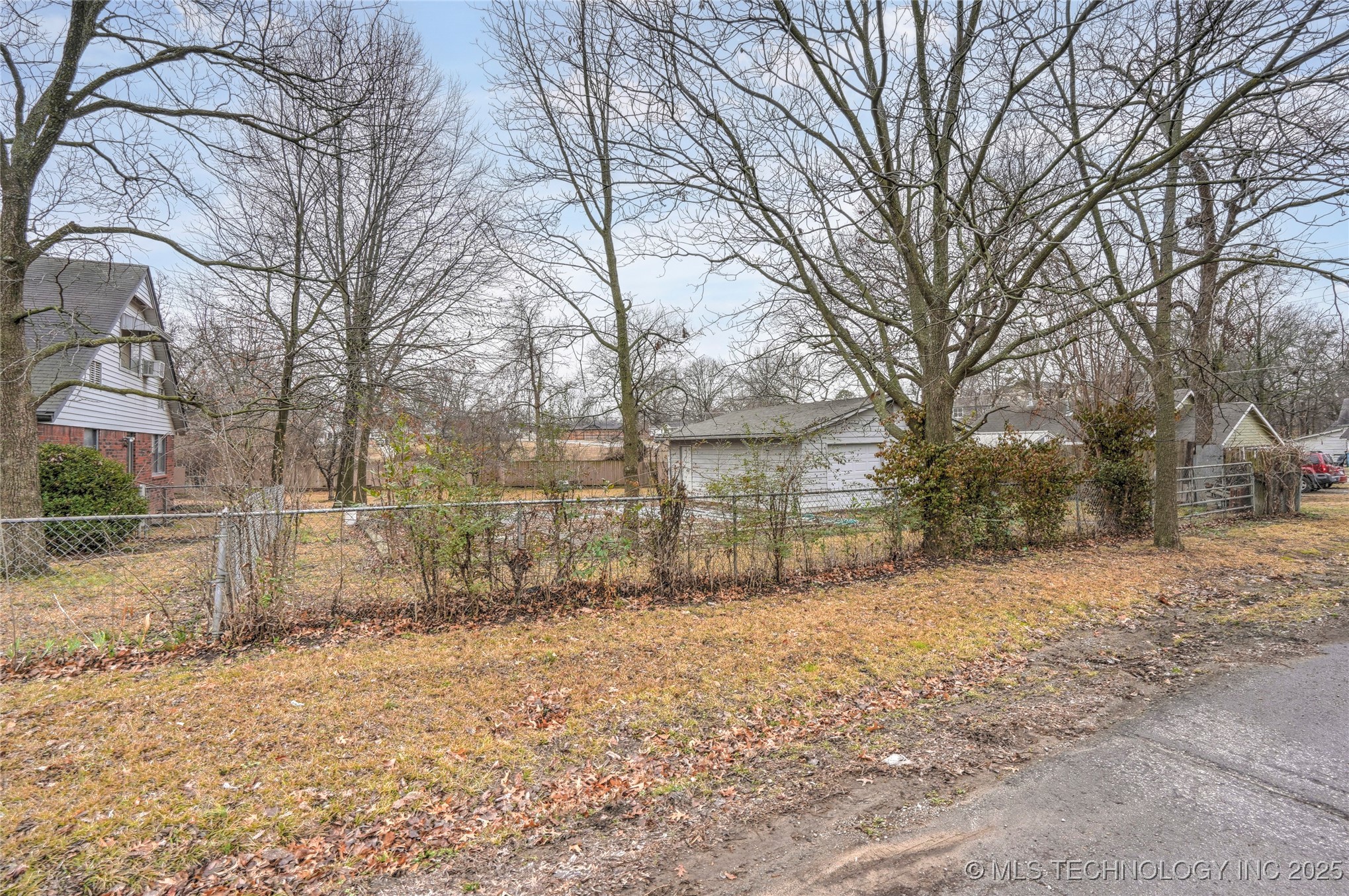 313 W Freeport Street
