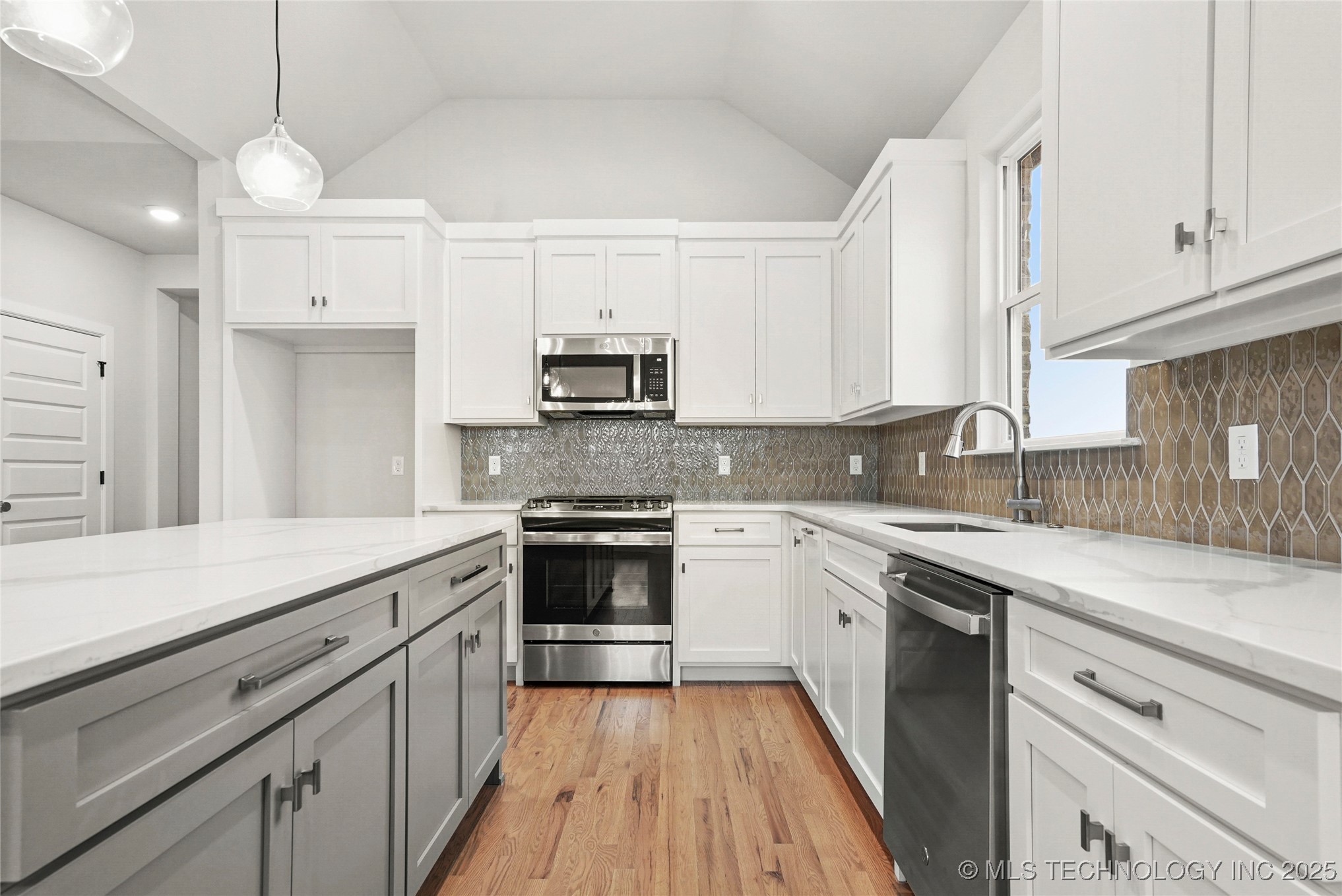 27784 E 109th Street S