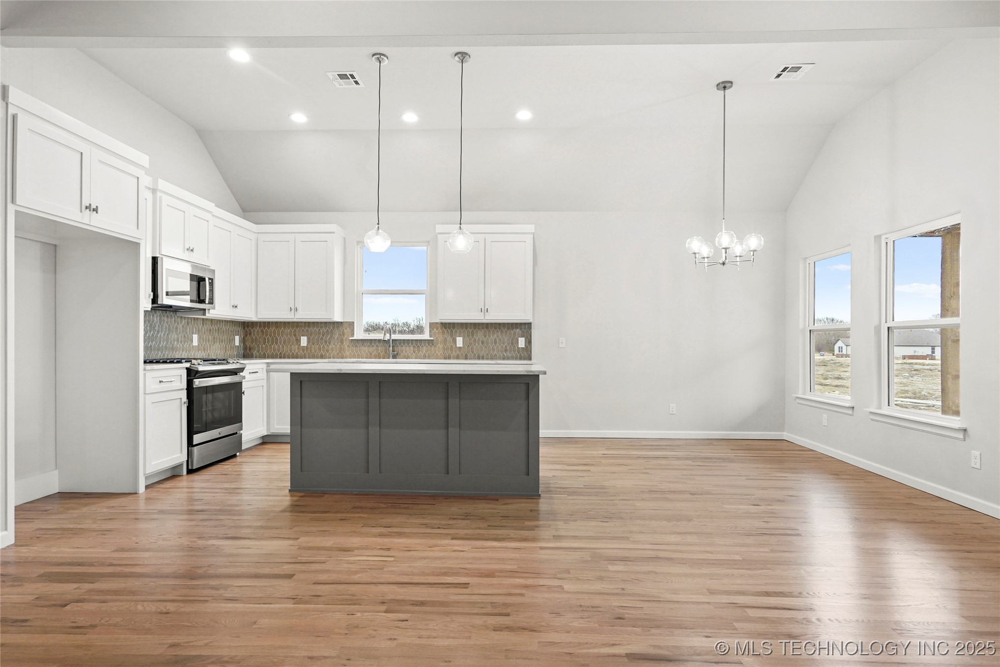 27784 E 109th Street S