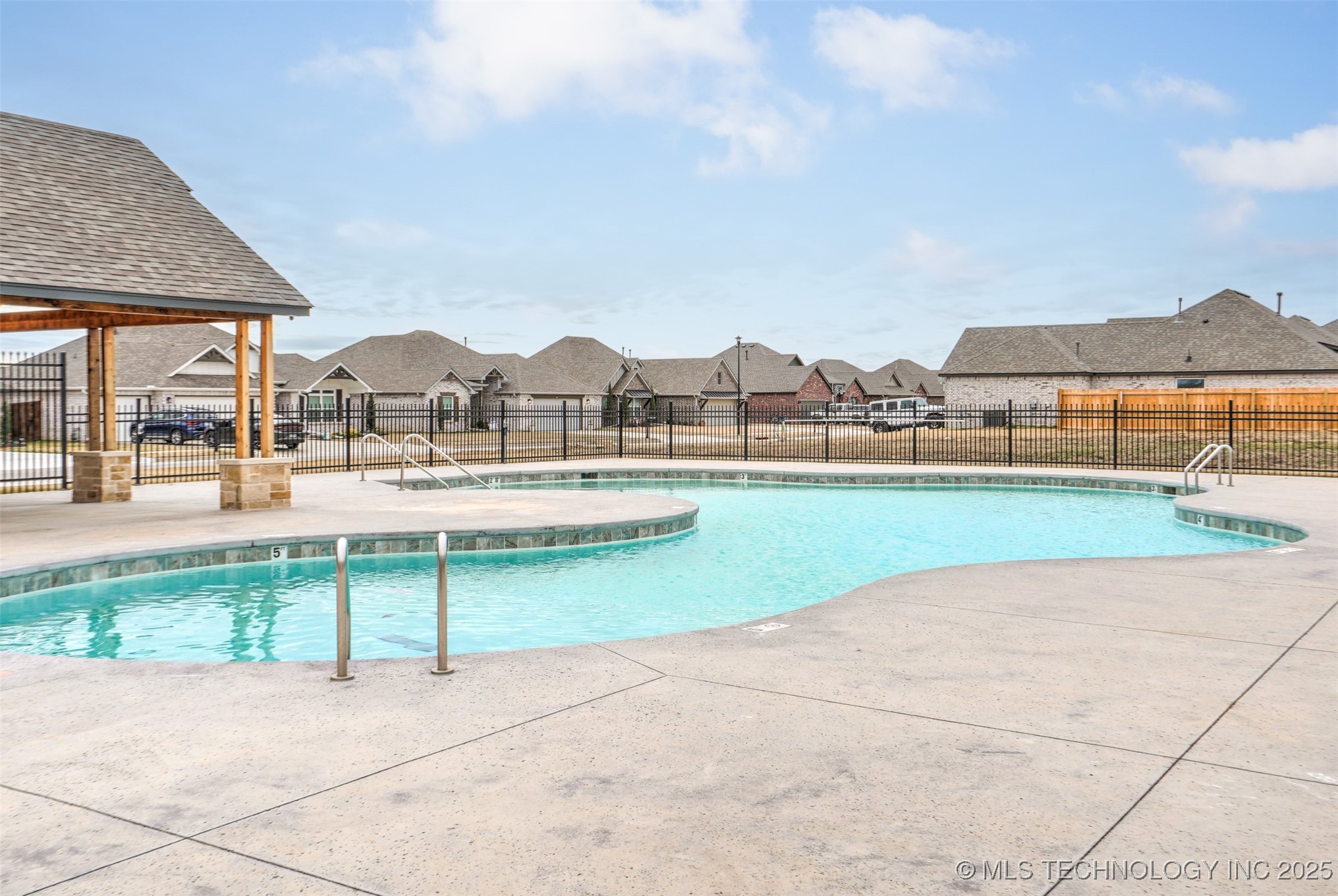 27784 E 109th Street S