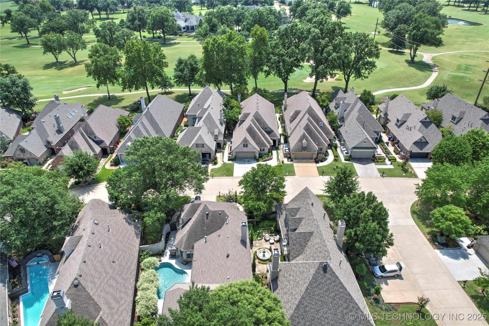 5816 W Orlando Circle