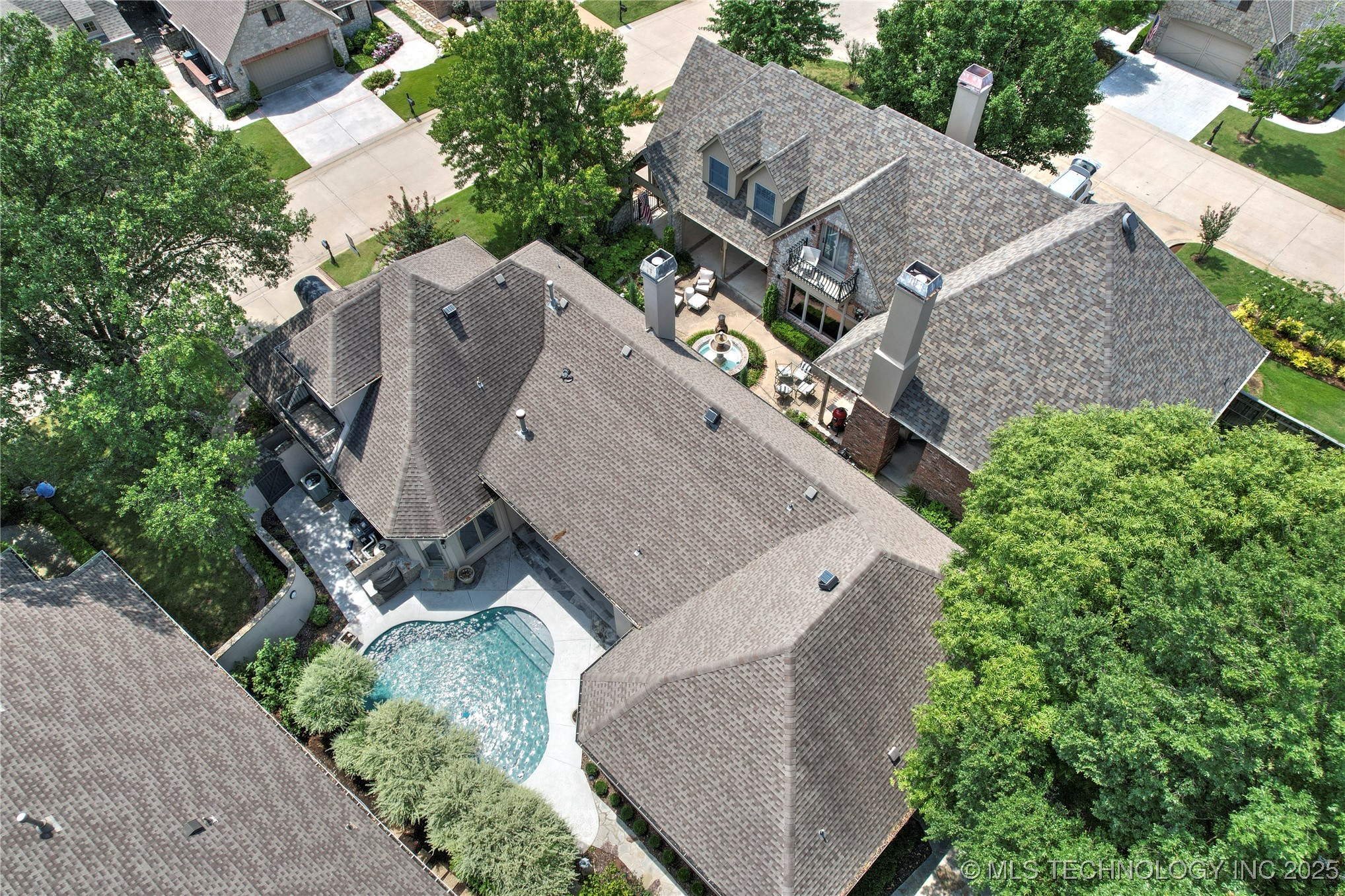 5816 W Orlando Circle