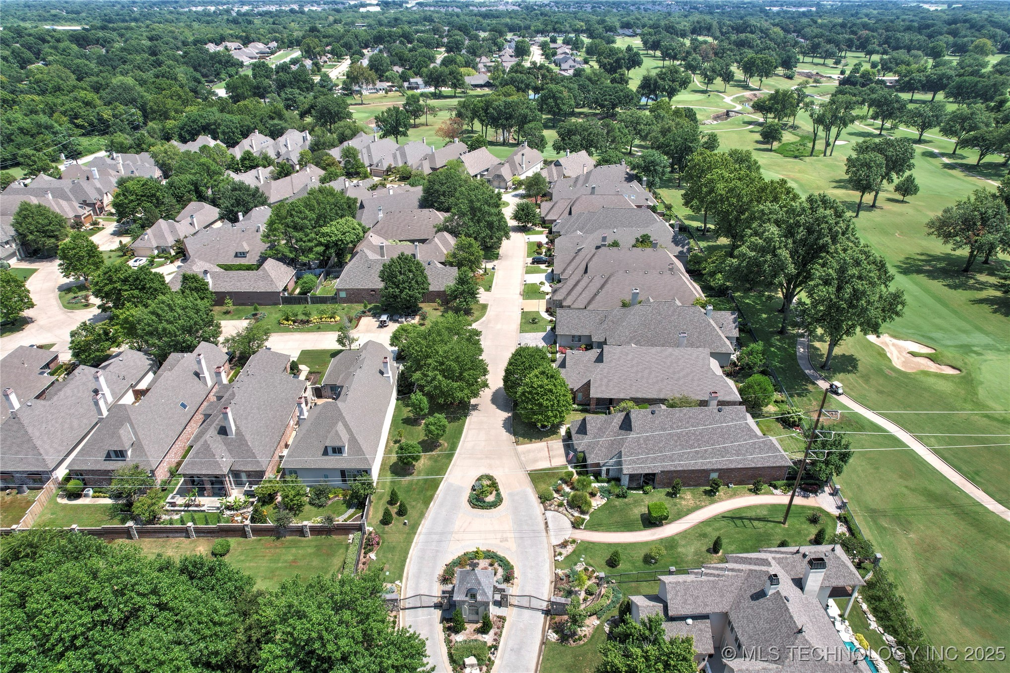 5816 W Orlando Circle