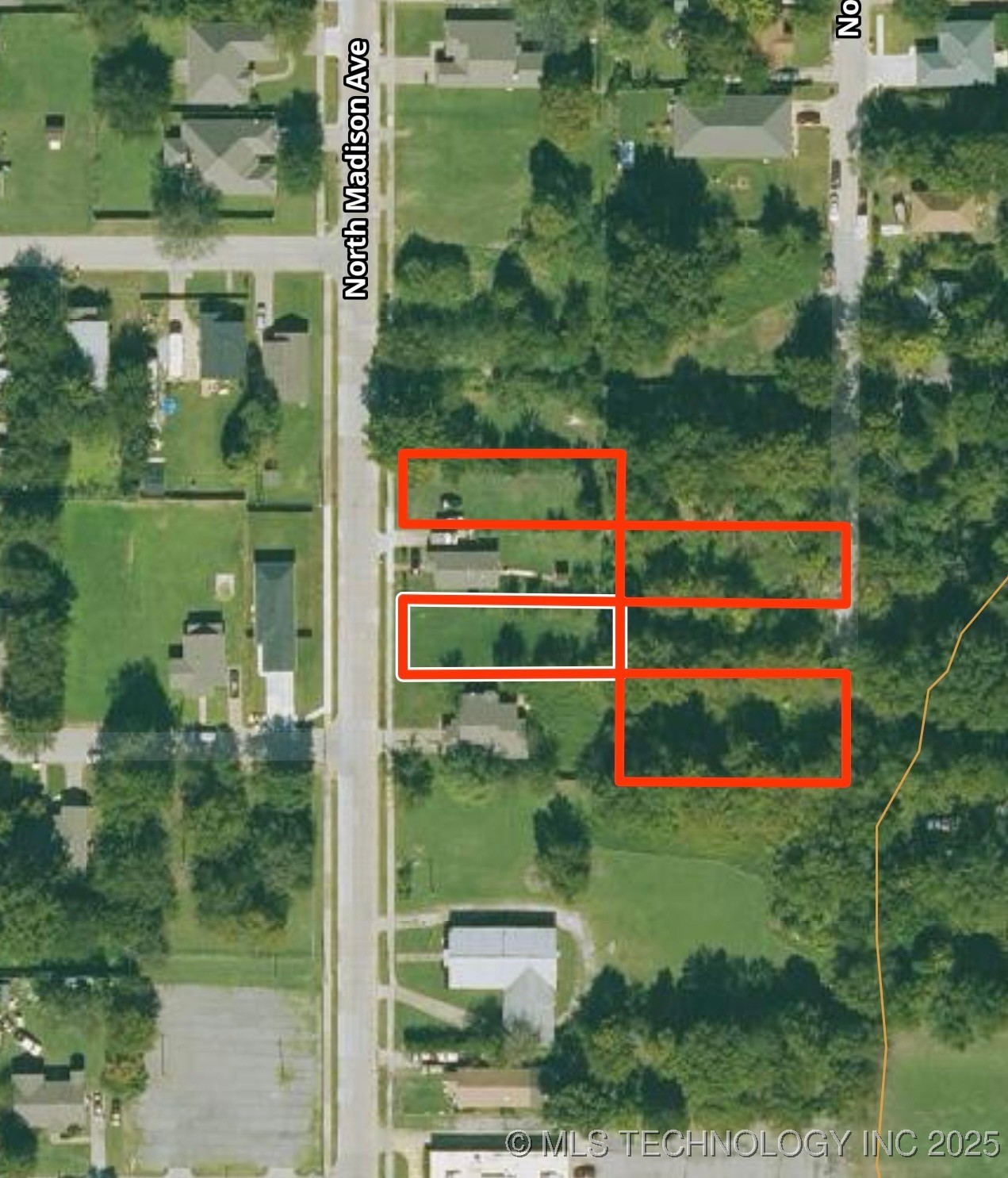 1833 N Madison Avenue