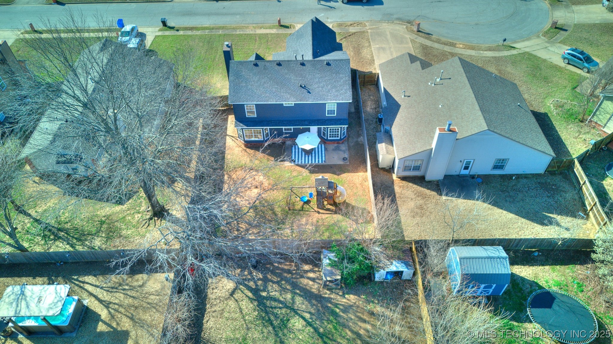 1508 W Edgewater Place