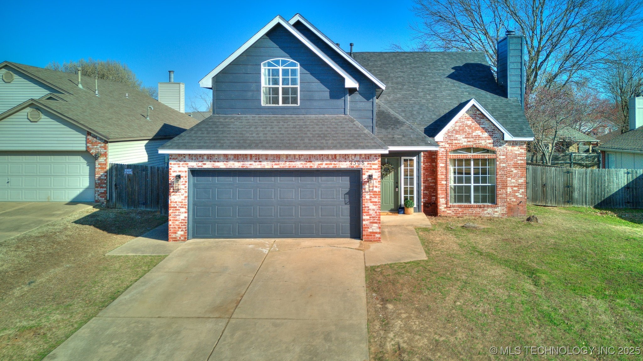 1508 W Edgewater Place
