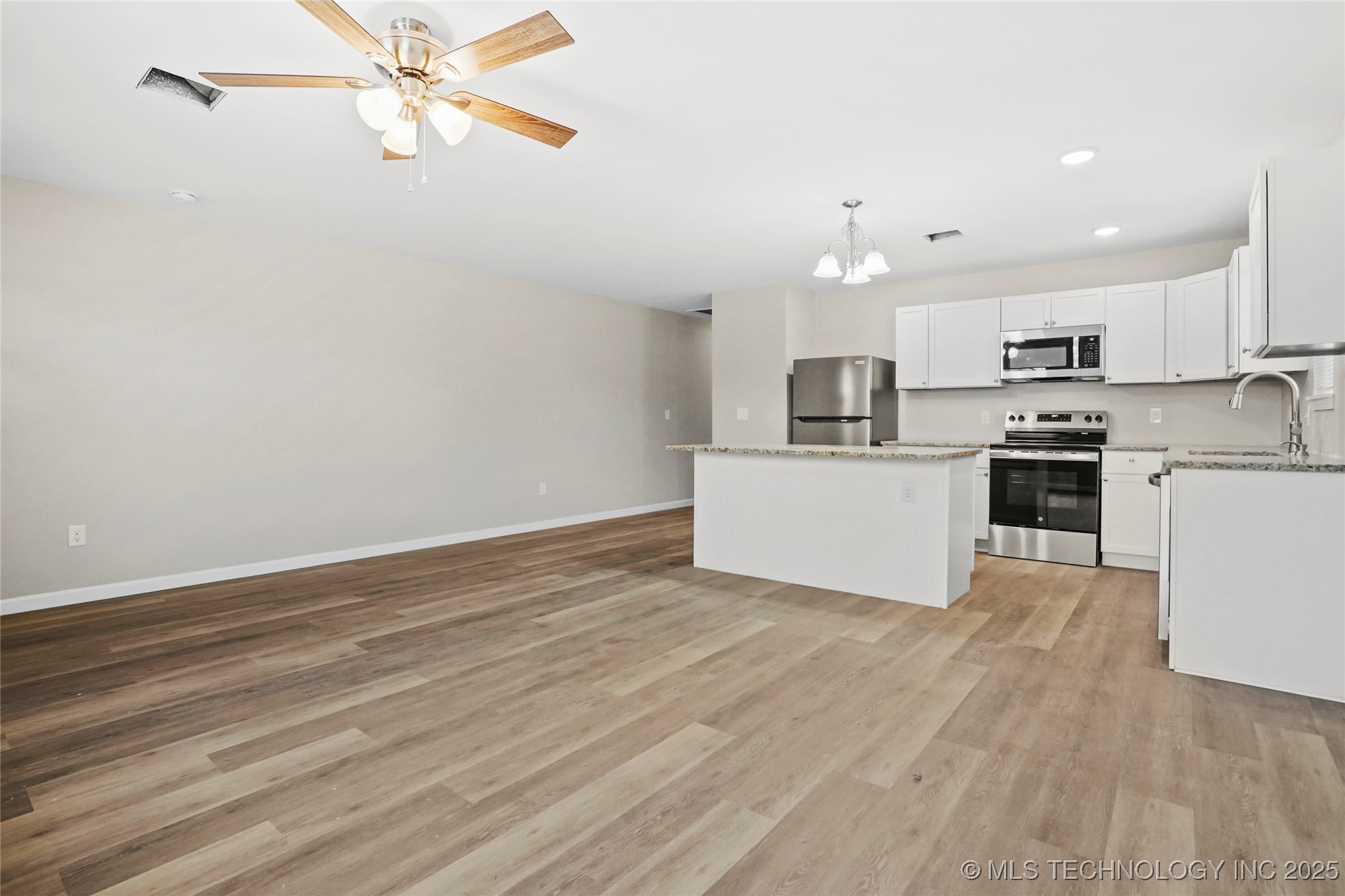 1007 N Quincy Avenue