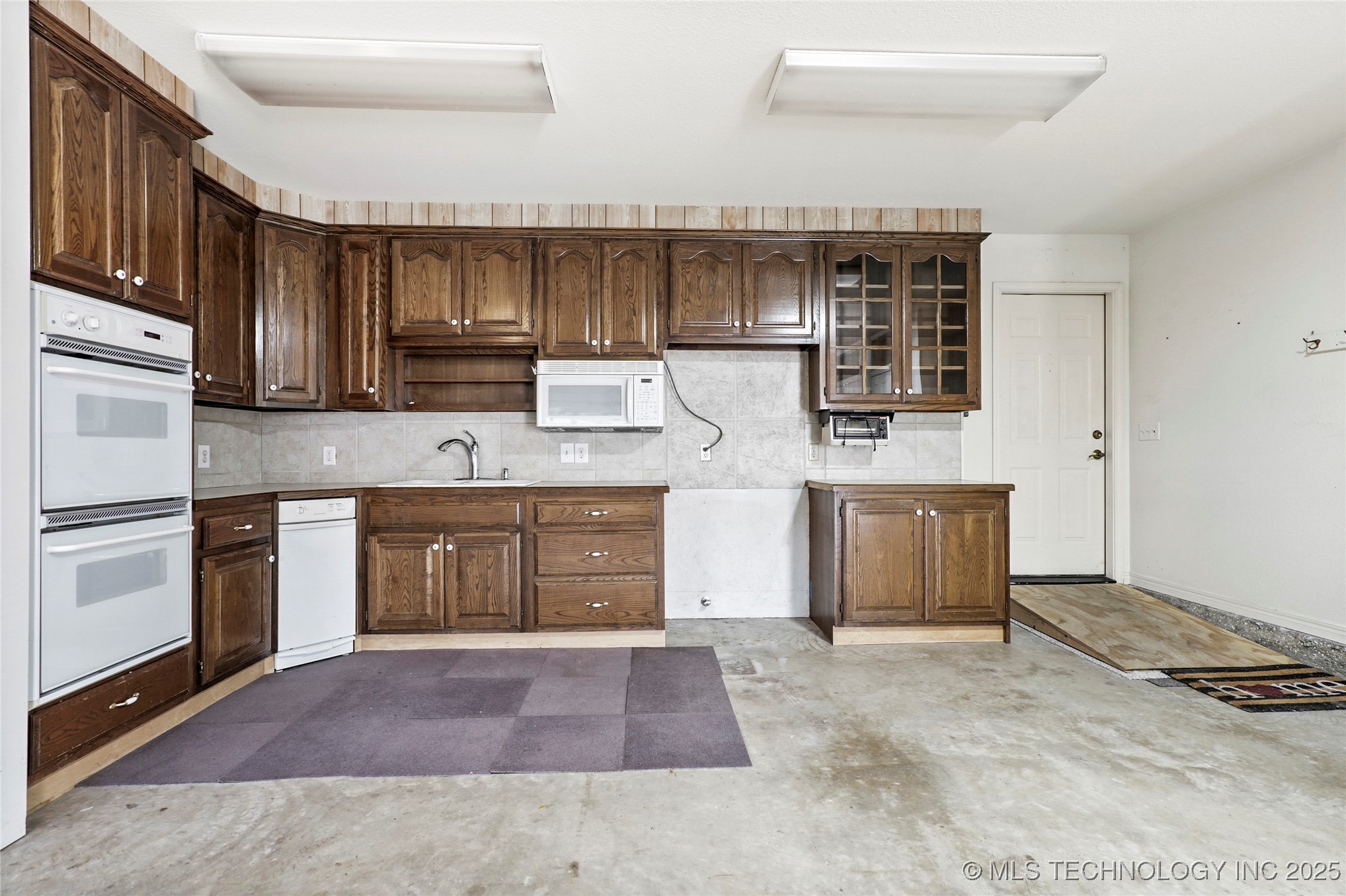 13331 S 121st East Avenue