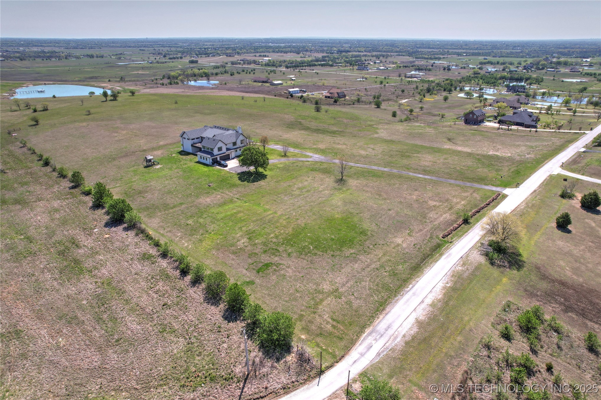 12621 N Cooper Ridge Road