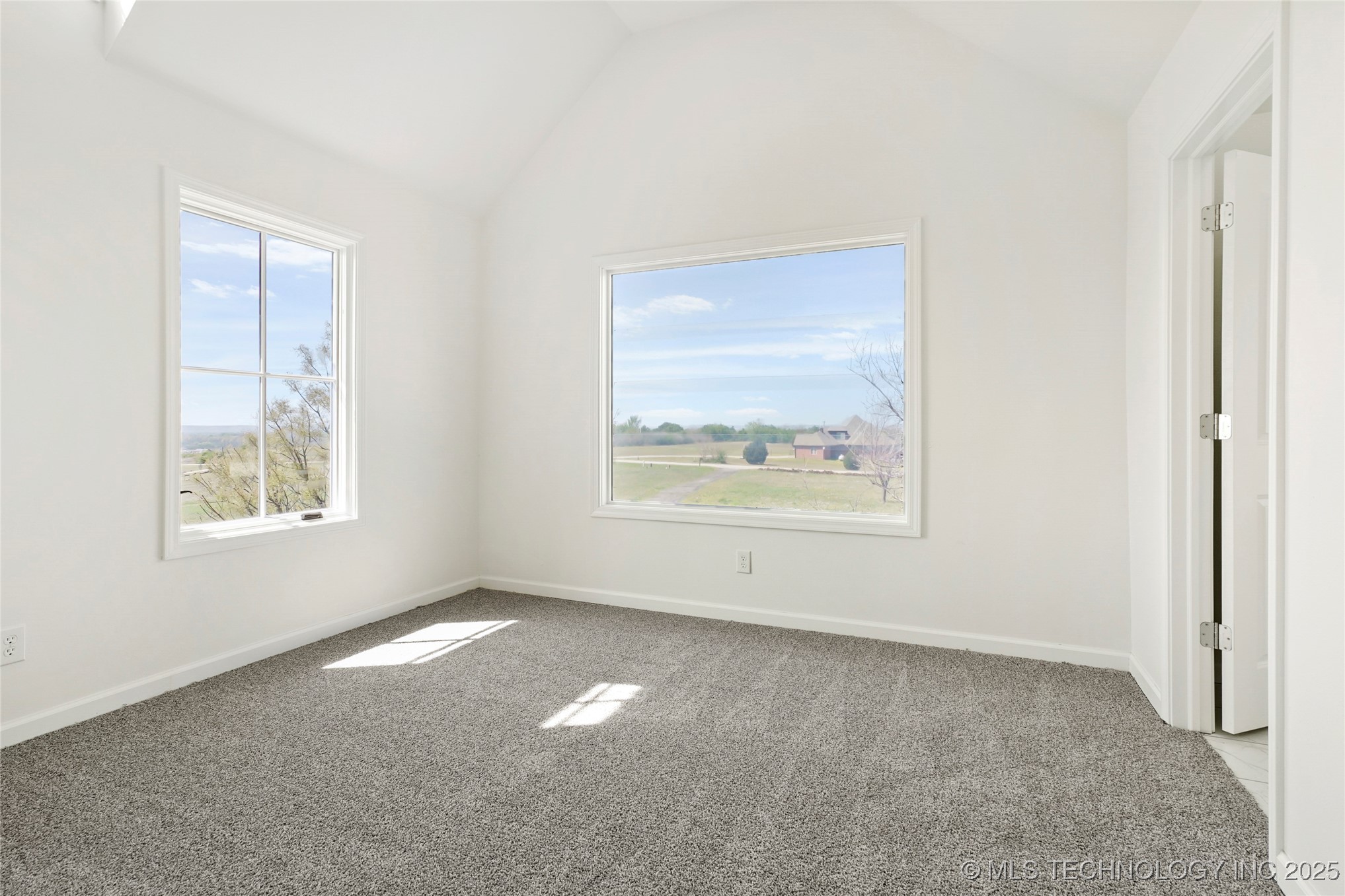 12621 N Cooper Ridge Road