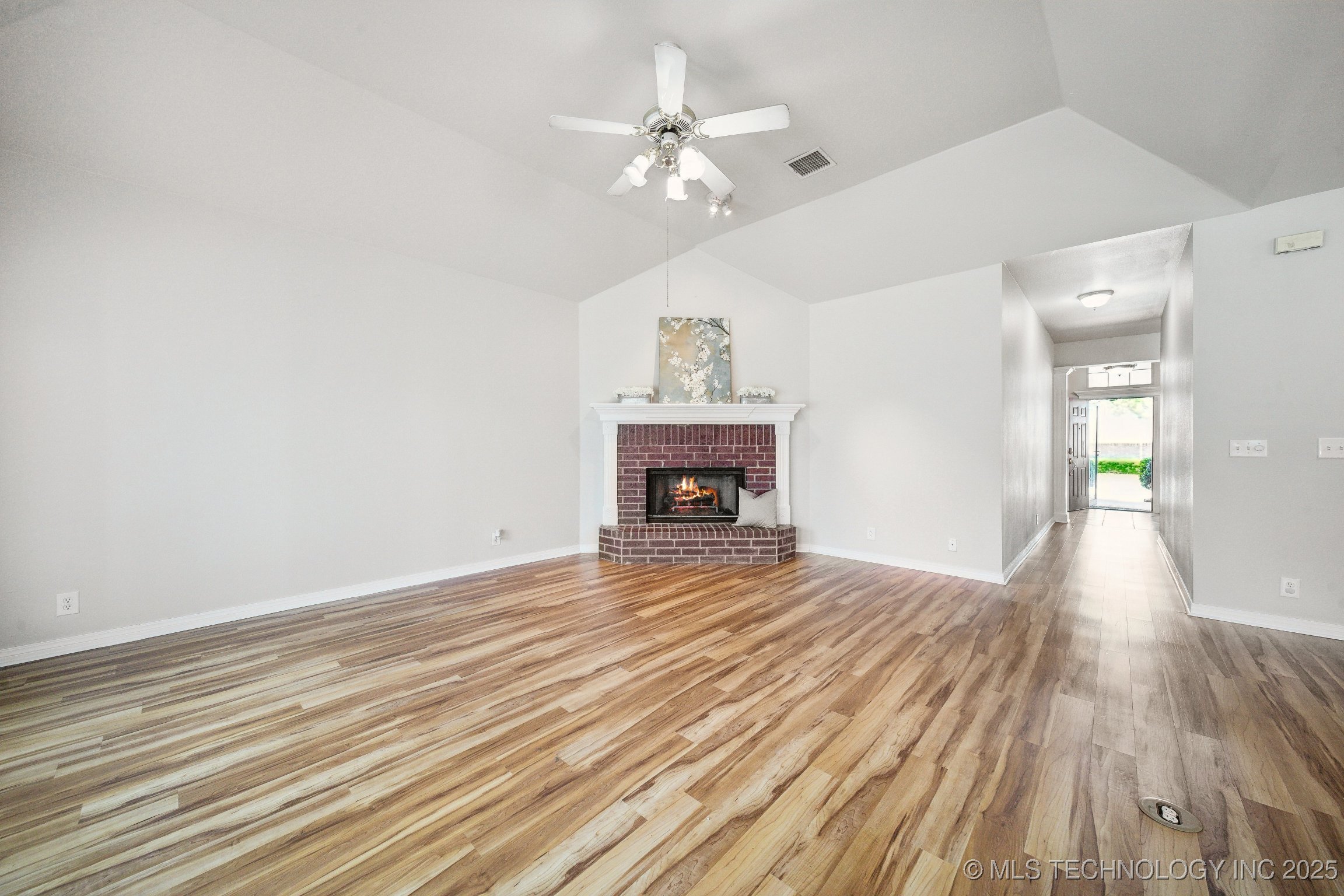 3213 N Battle Creek Drive