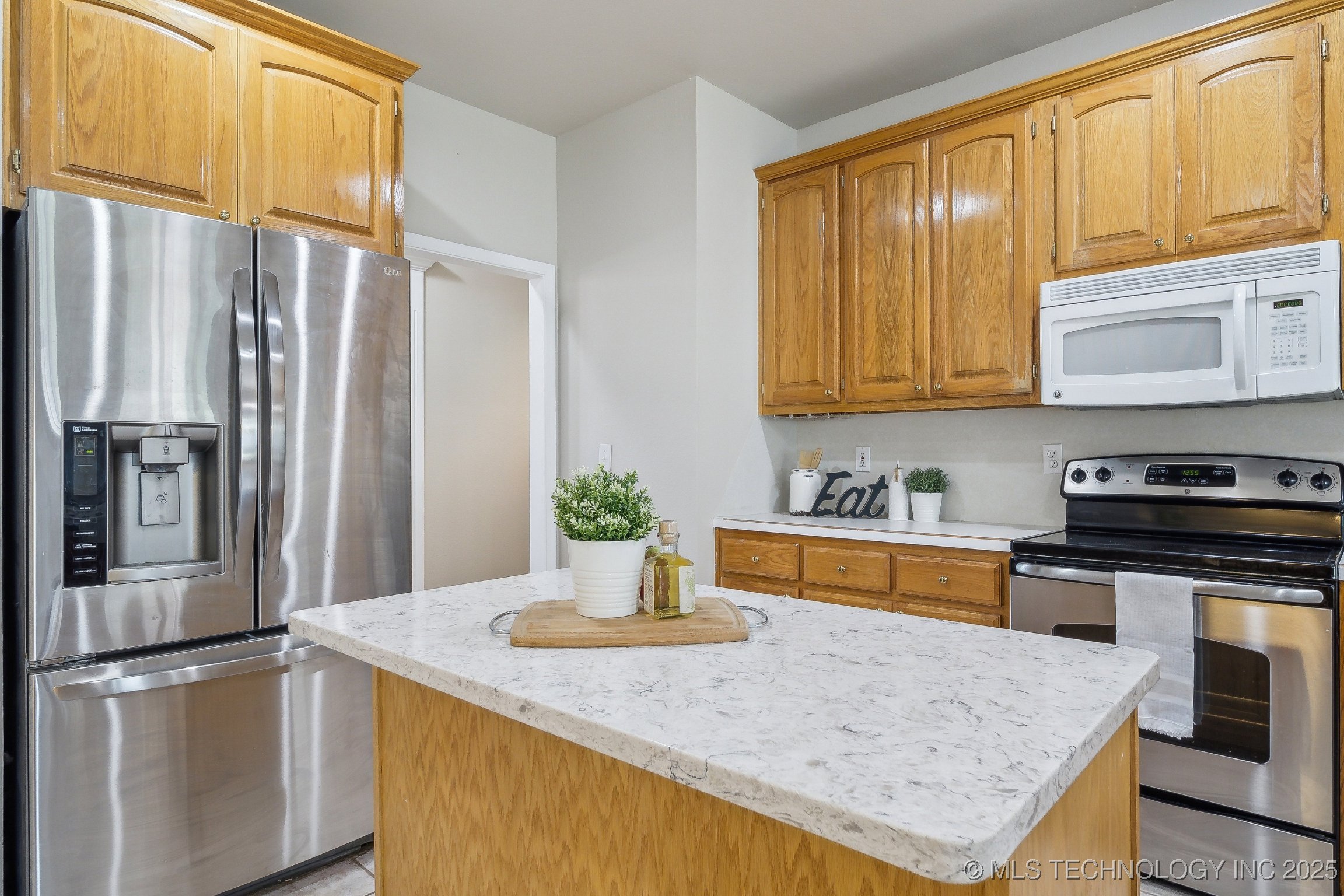 3213 N Battle Creek Drive