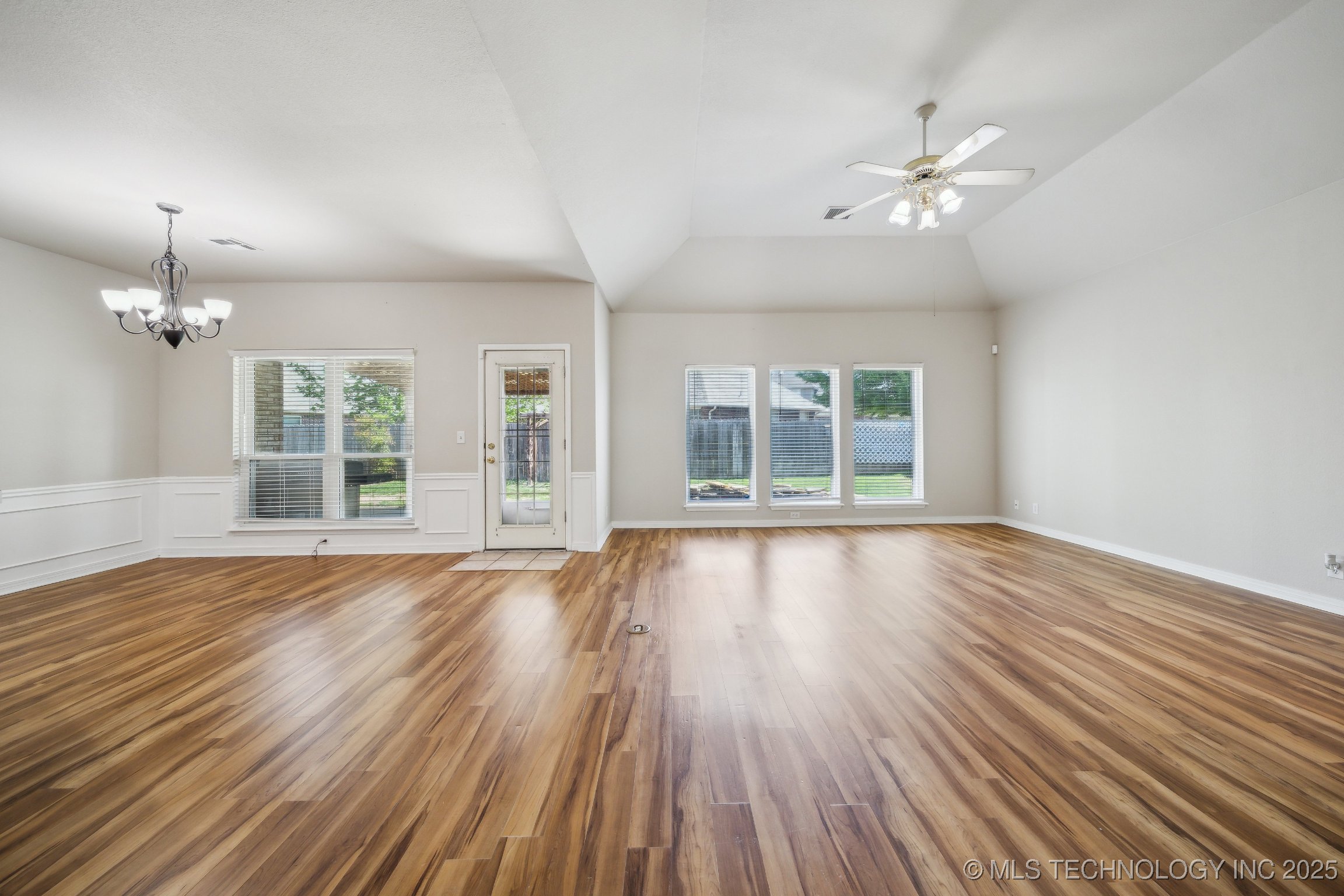 3213 N Battle Creek Drive