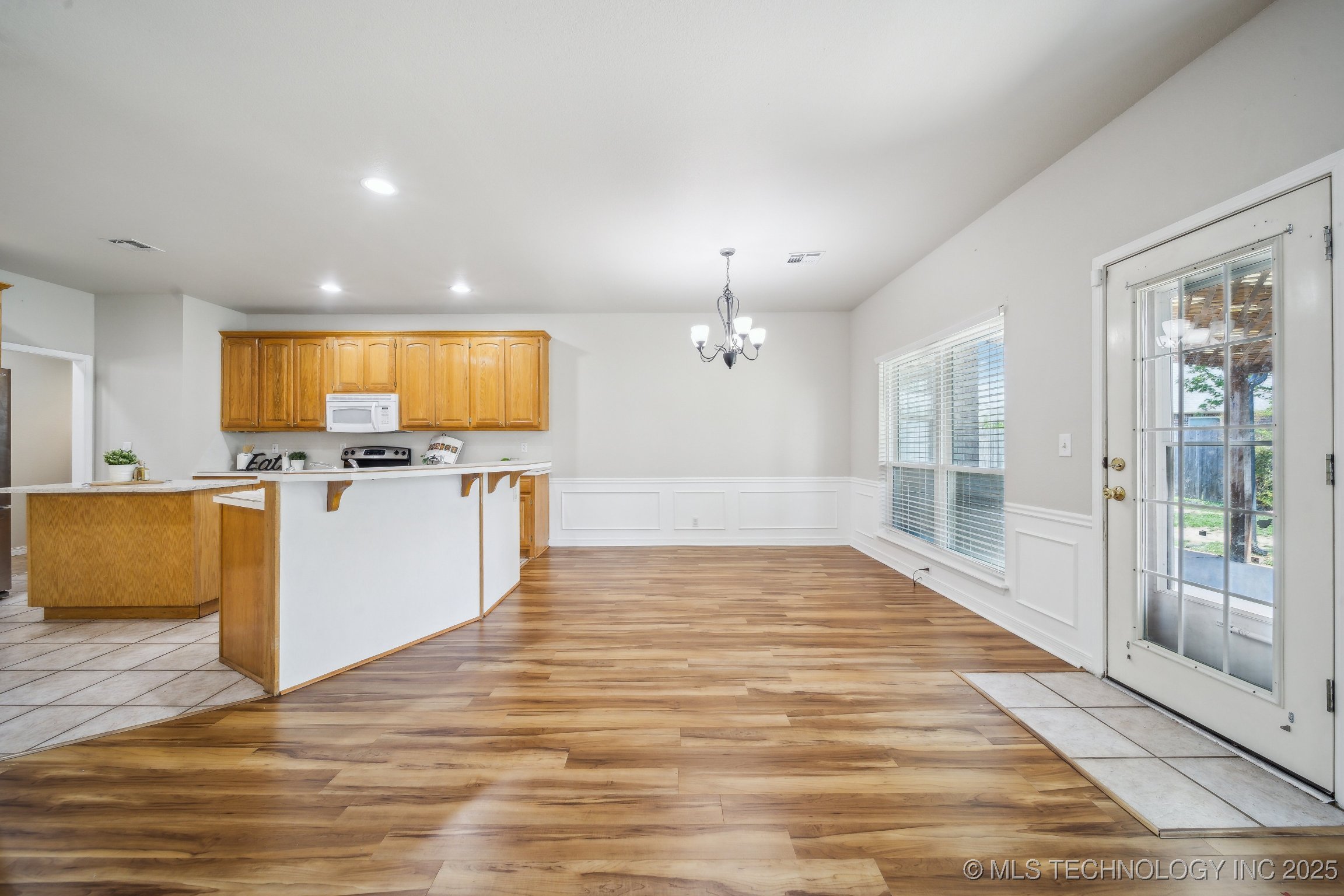 3213 N Battle Creek Drive