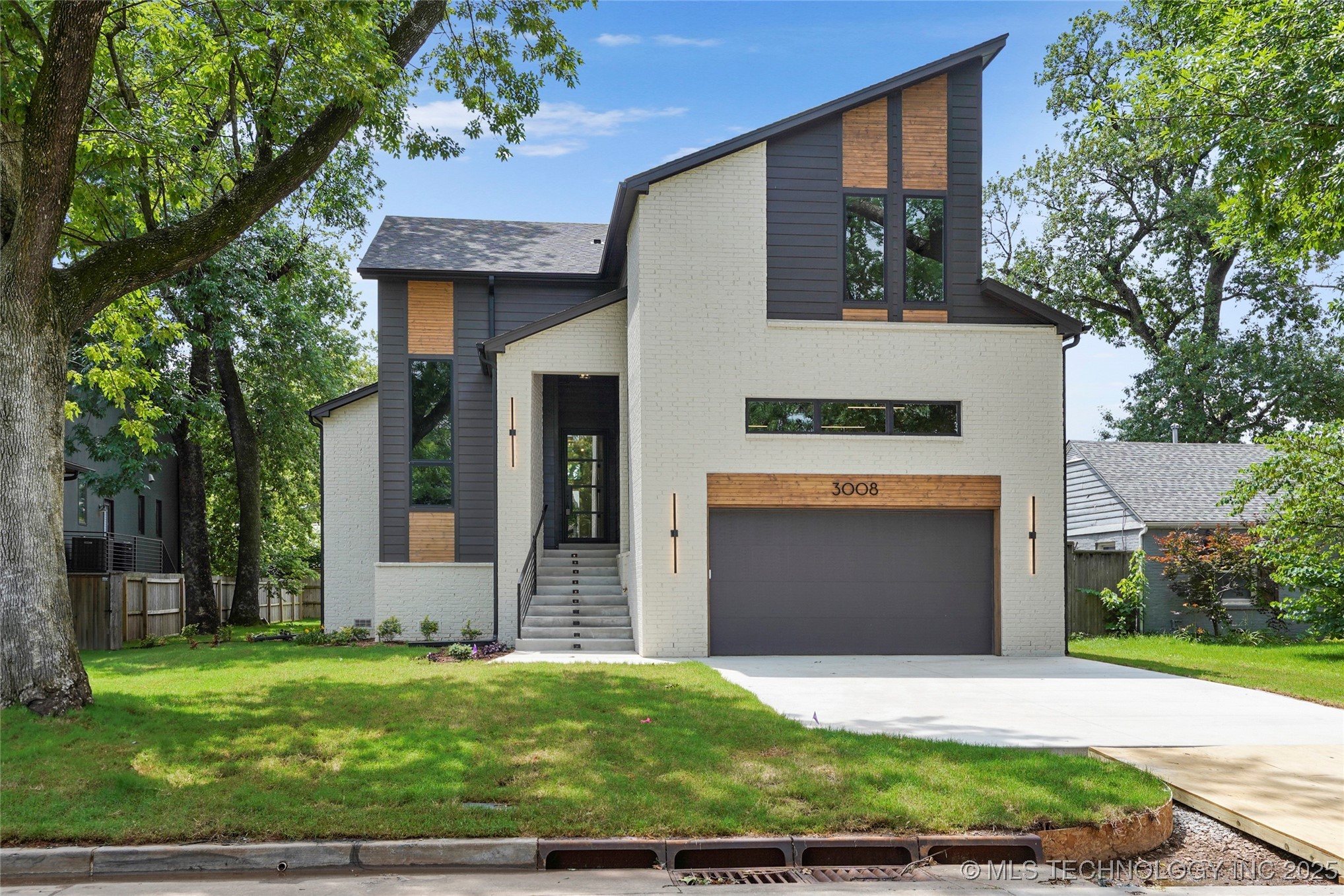 3008 S Boston Court