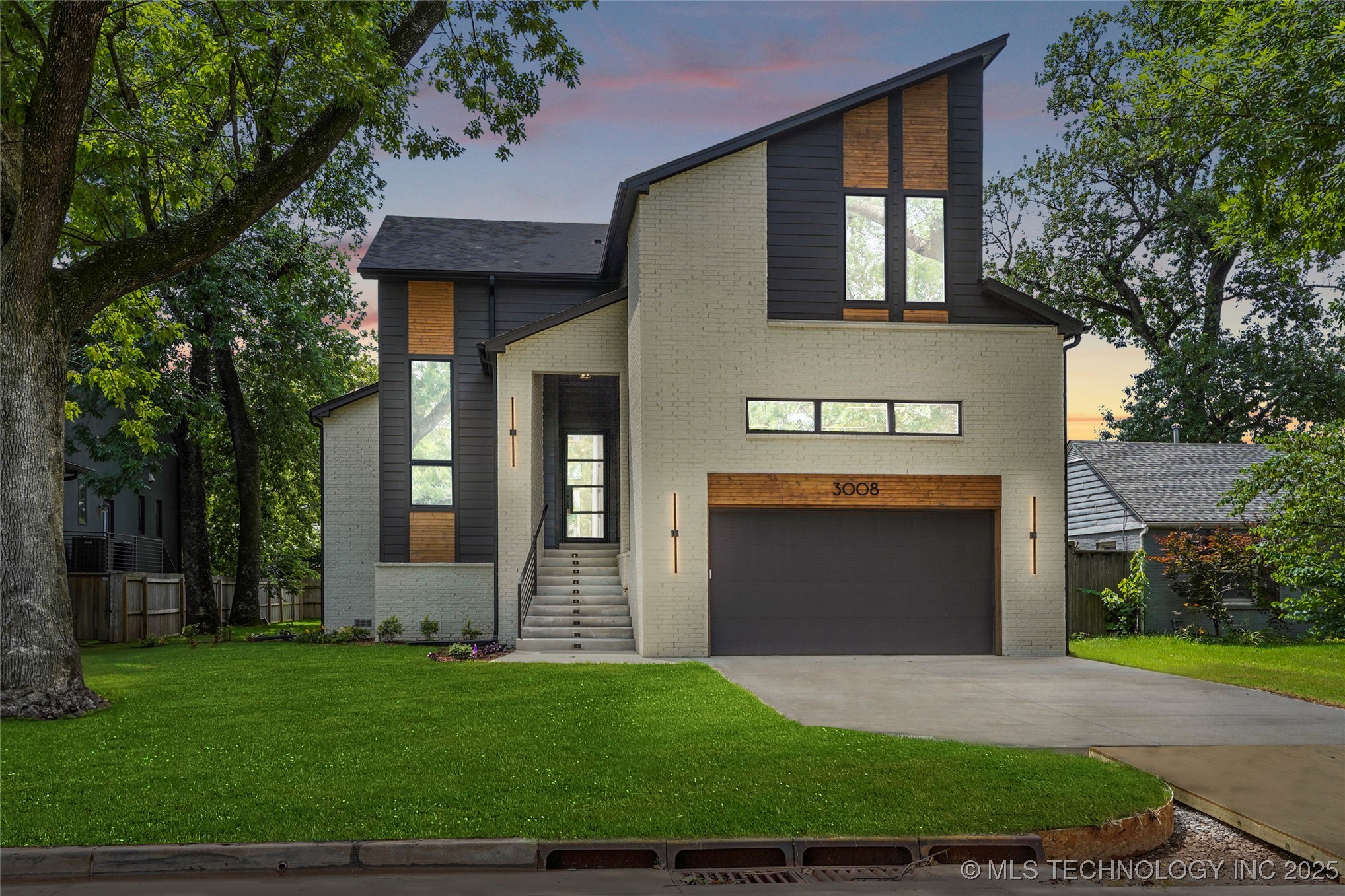 3008 S Boston Court