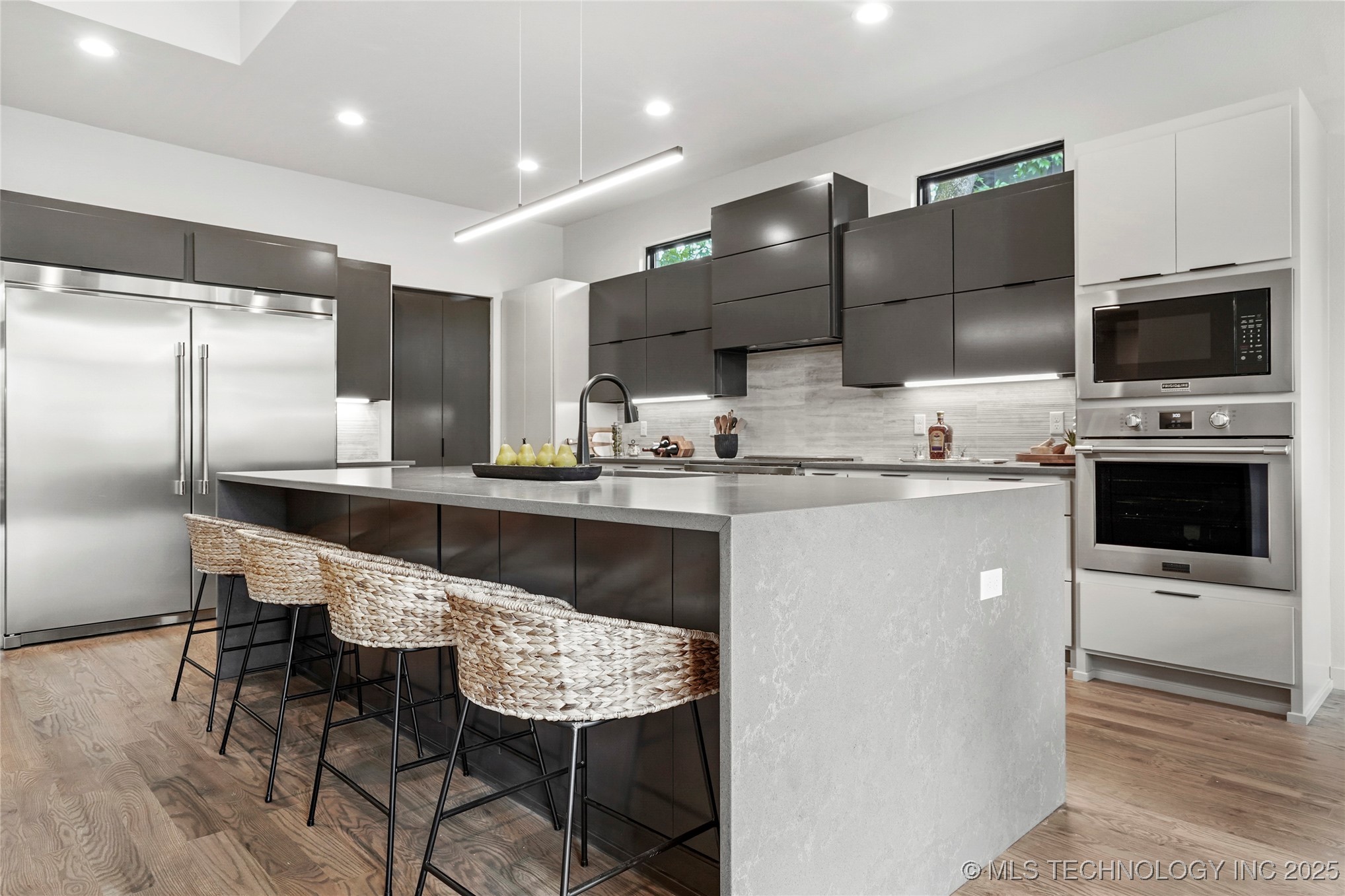 3008 S Boston Court