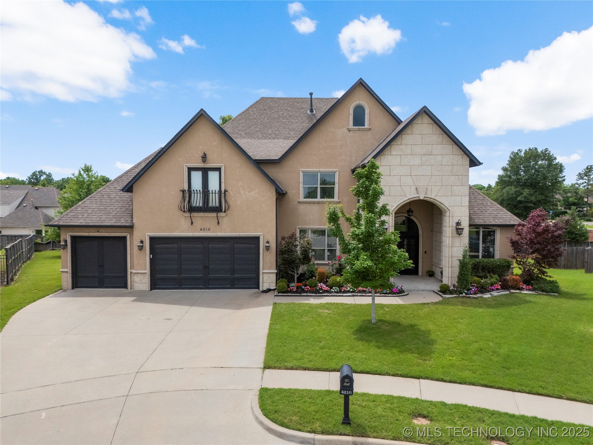 4216 W Orlando Street