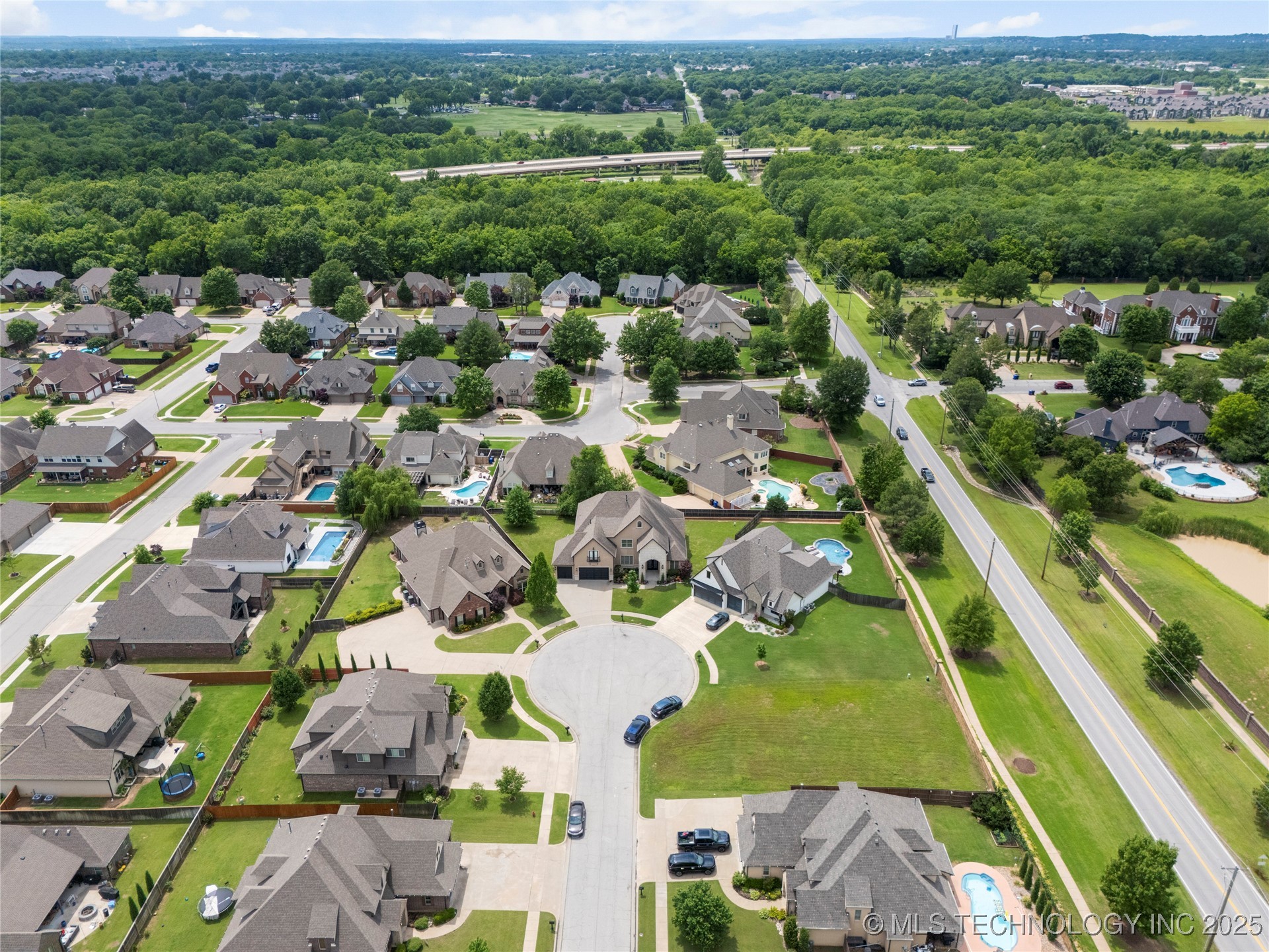 4216 W Orlando Street