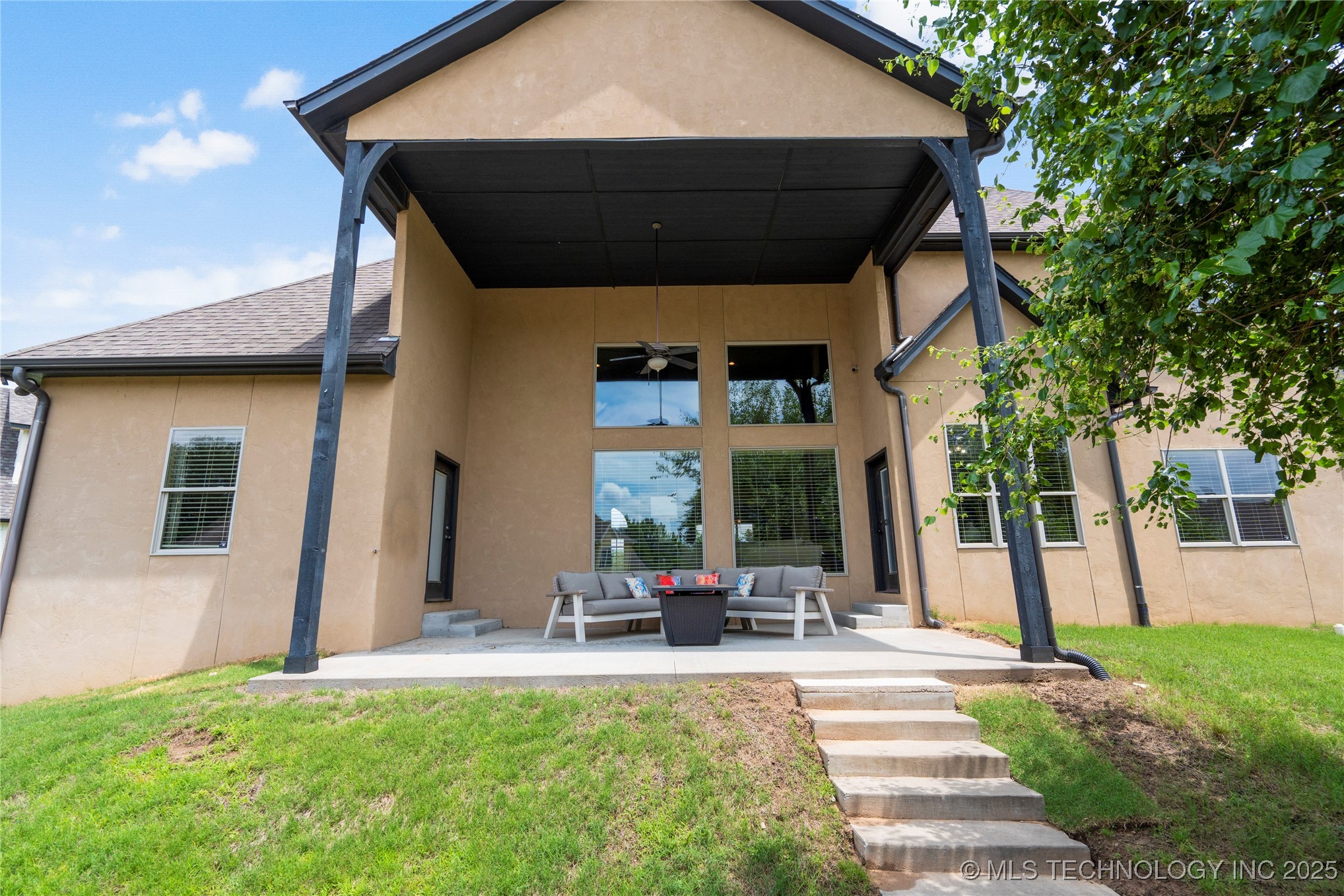 4216 W Orlando Street