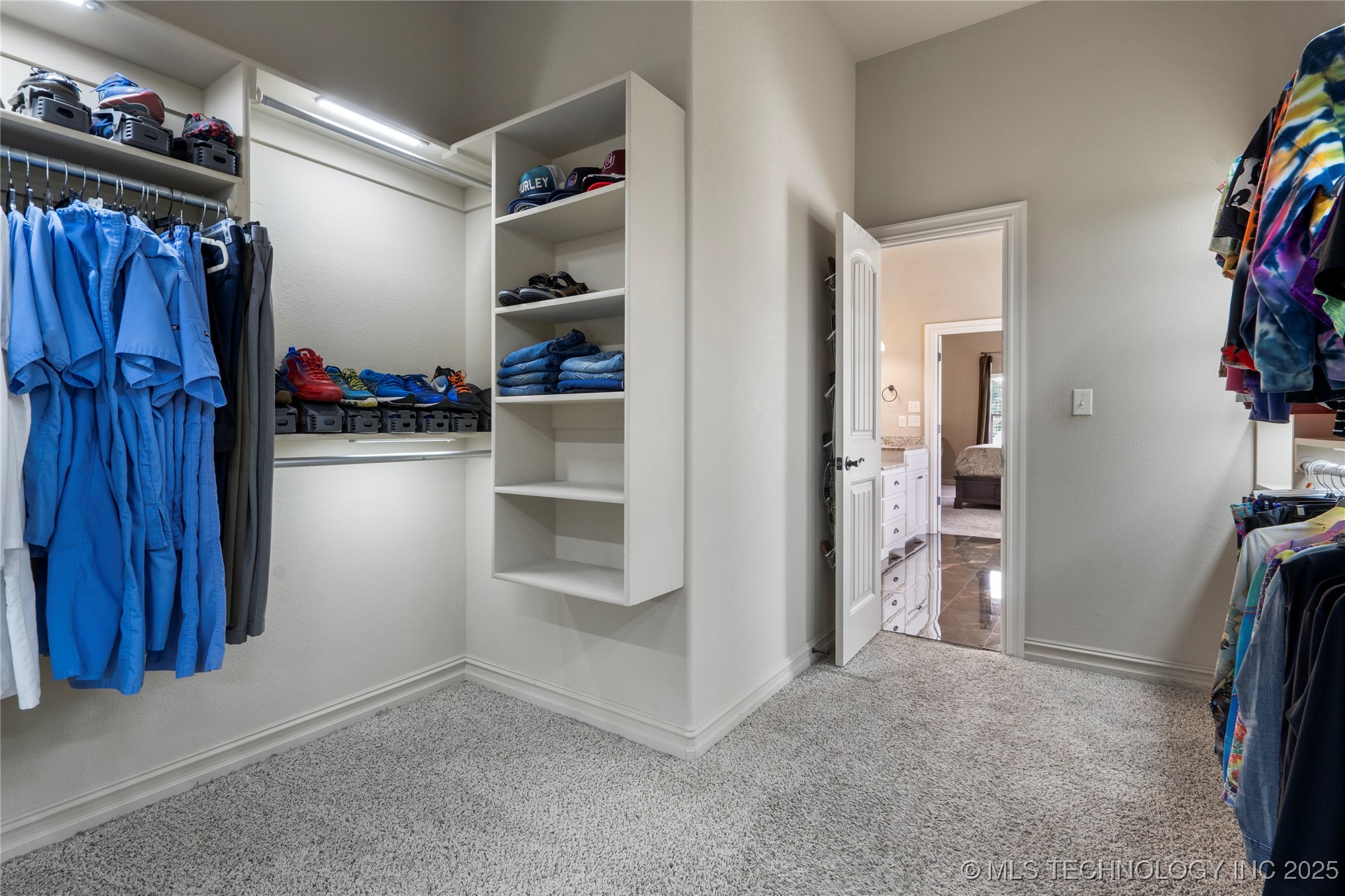 4216 W Orlando Street