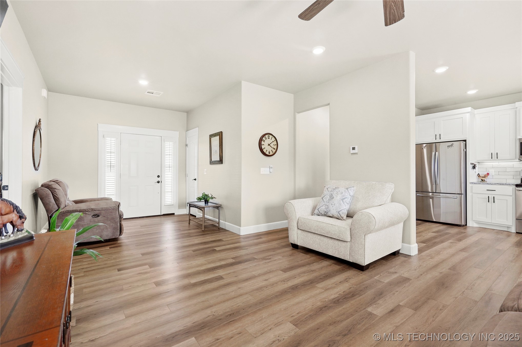 8315 S 2nd W