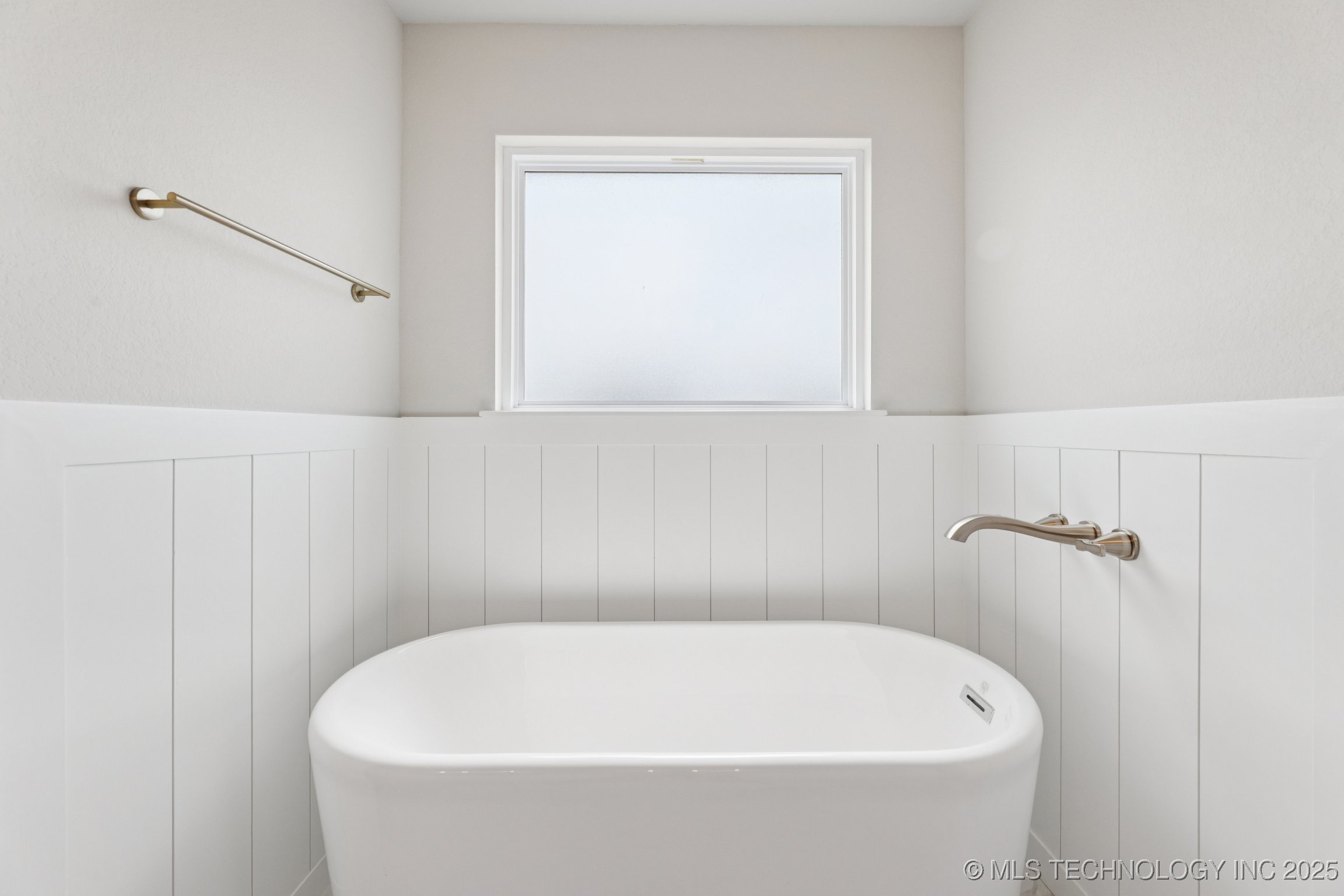 22832 E 106th Place S