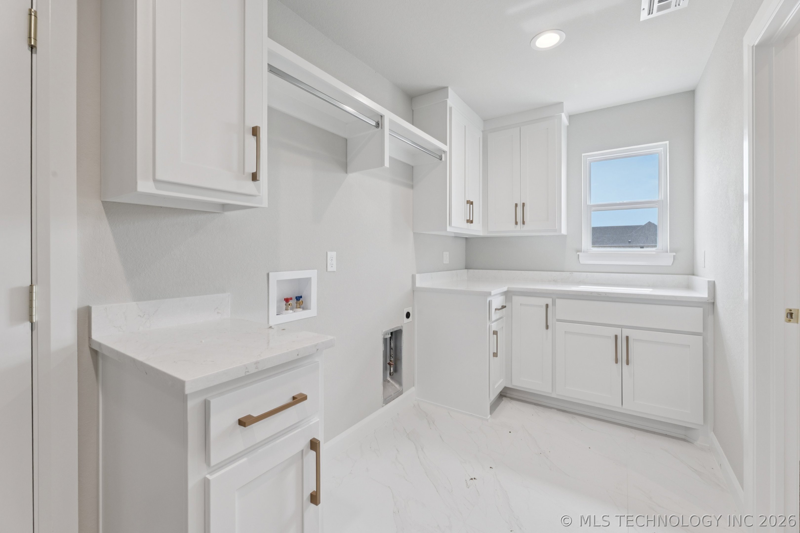 22832 E 106th Place S