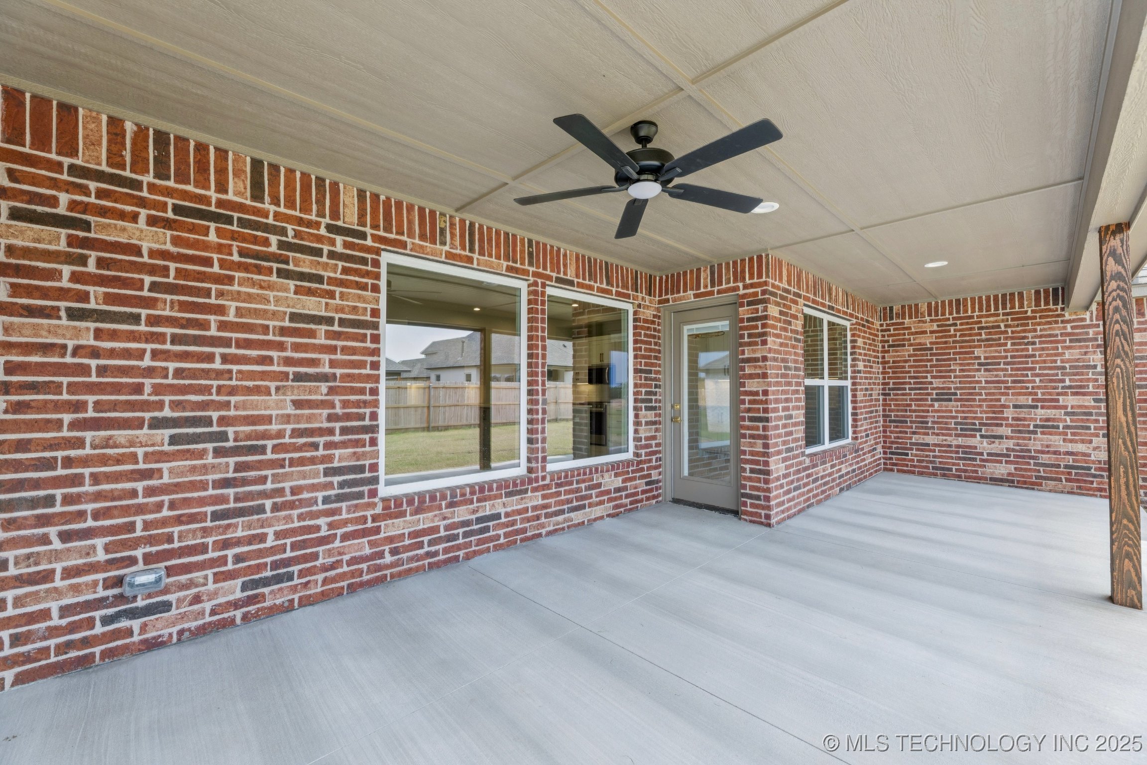 22832 E 106th Place S