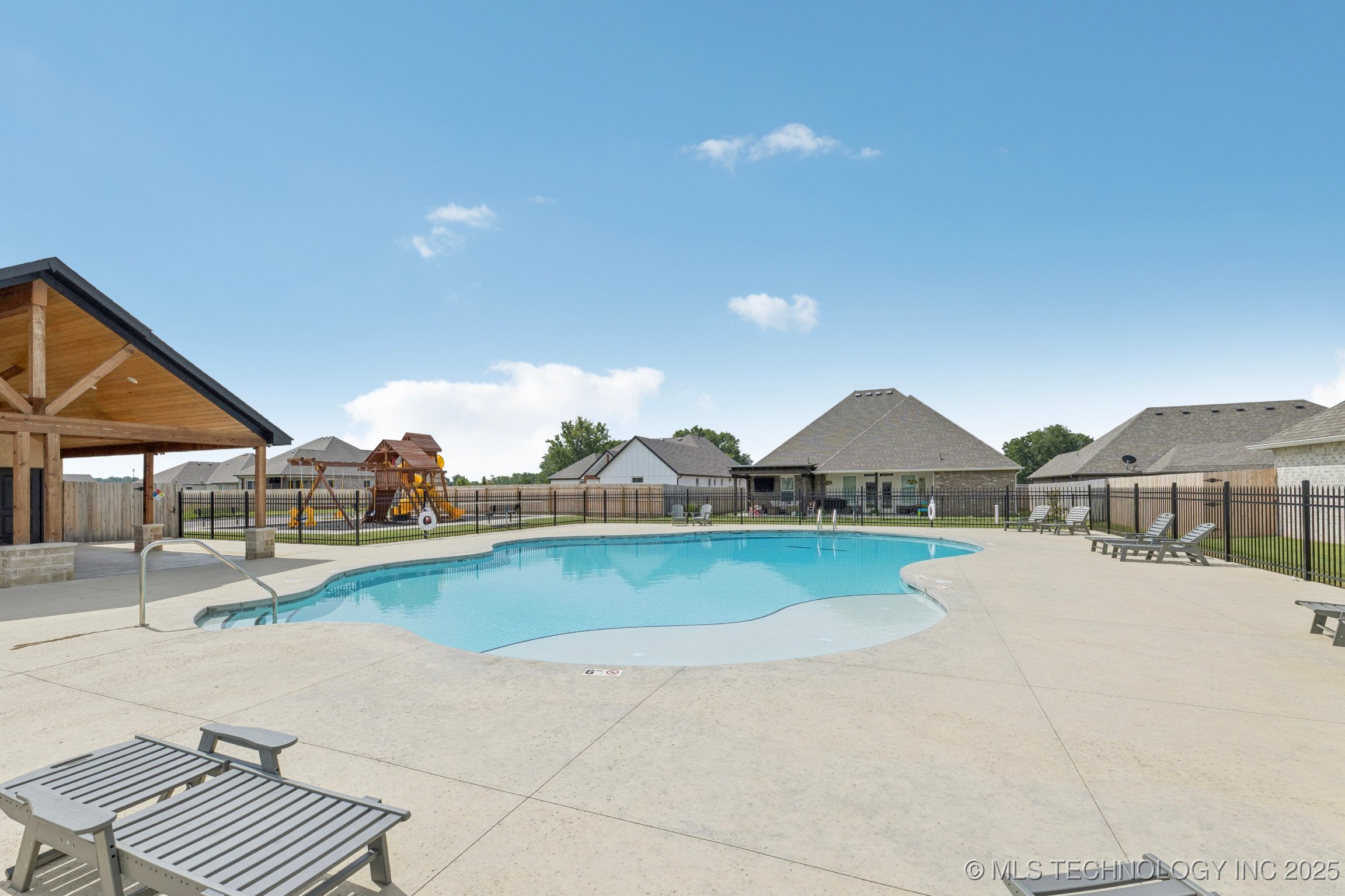 22832 E 106th Place S