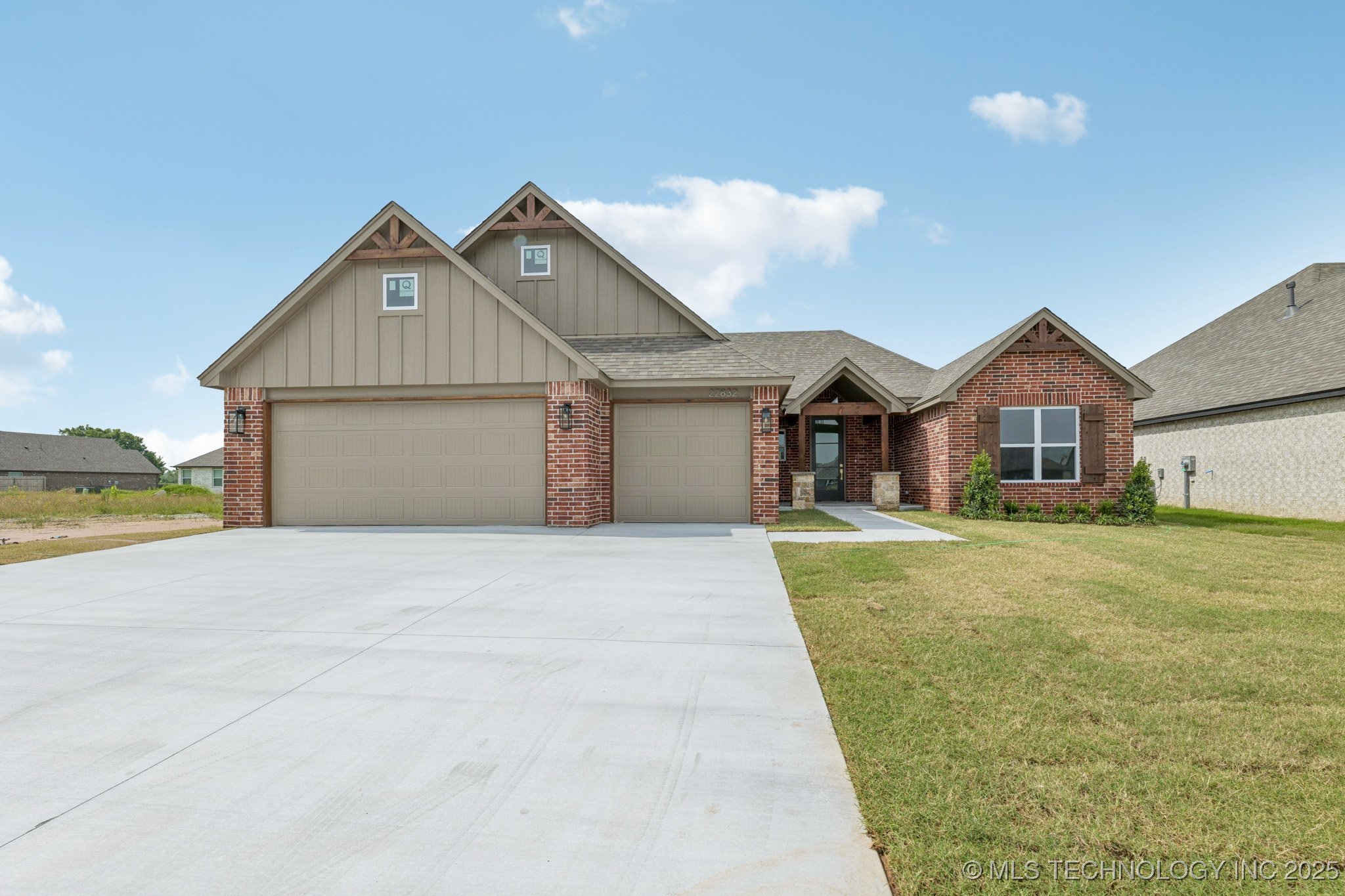 22832 E 106th Place S