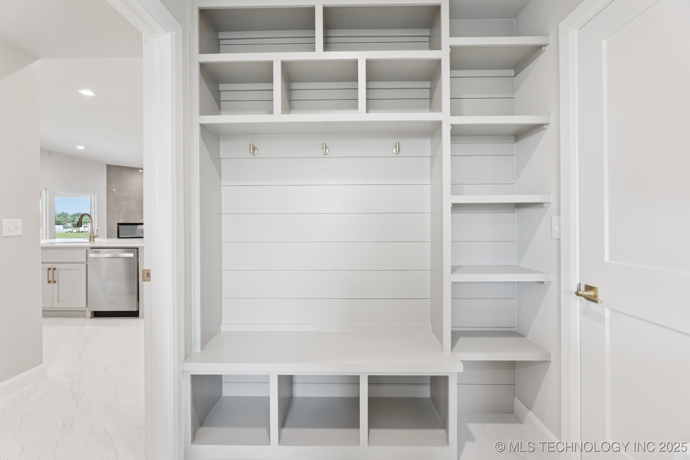 22832 E 106th Place S