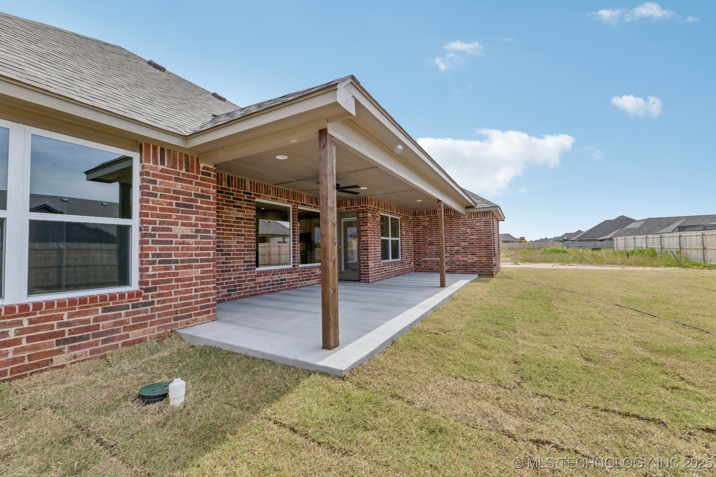 22832 E 106th Place S