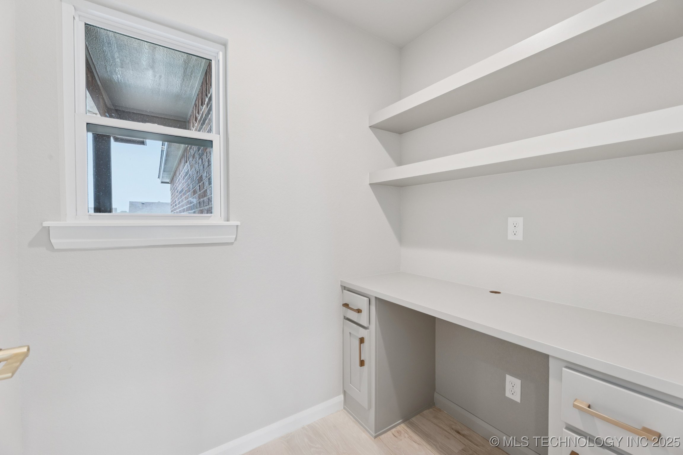 22832 E 106th Place S