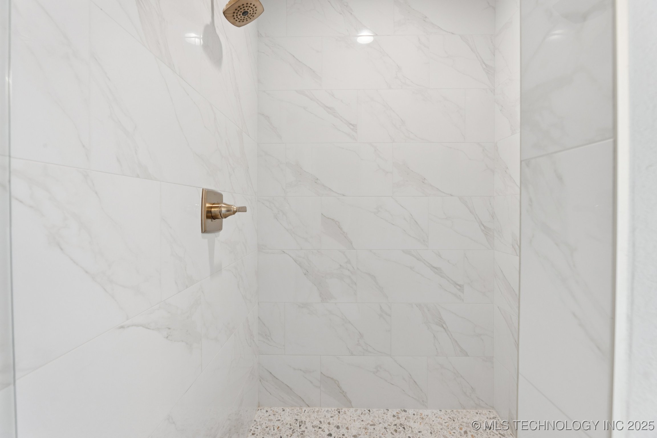 22832 E 106th Place S