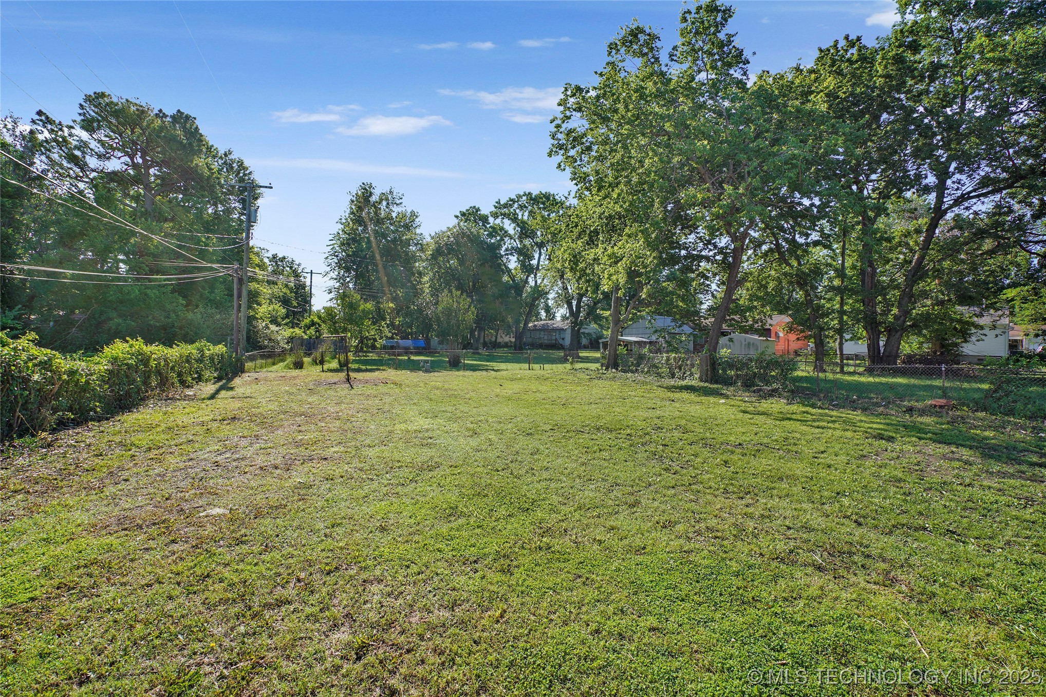 821 N 71st East Avenue