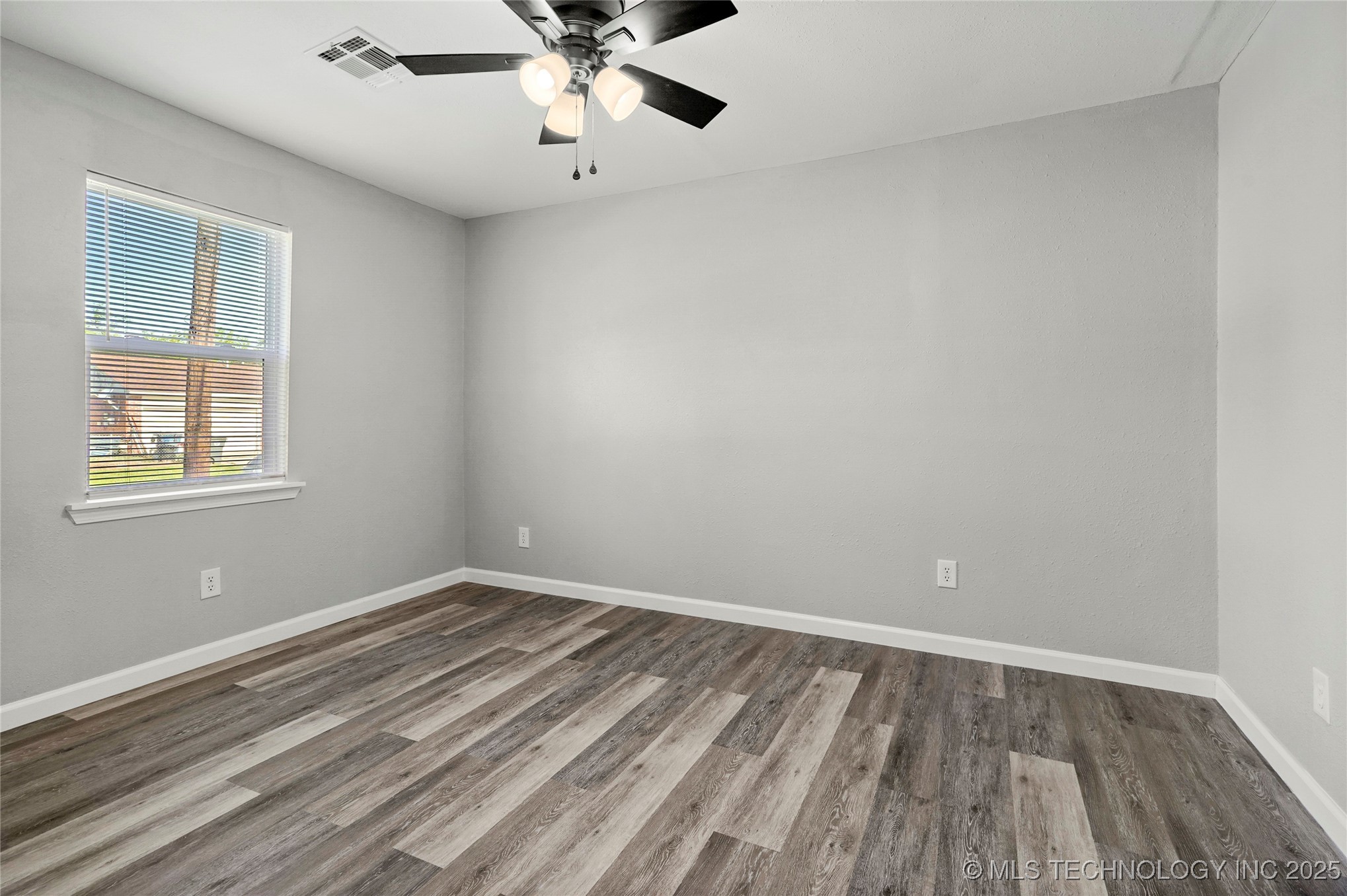 821 N 71st East Avenue