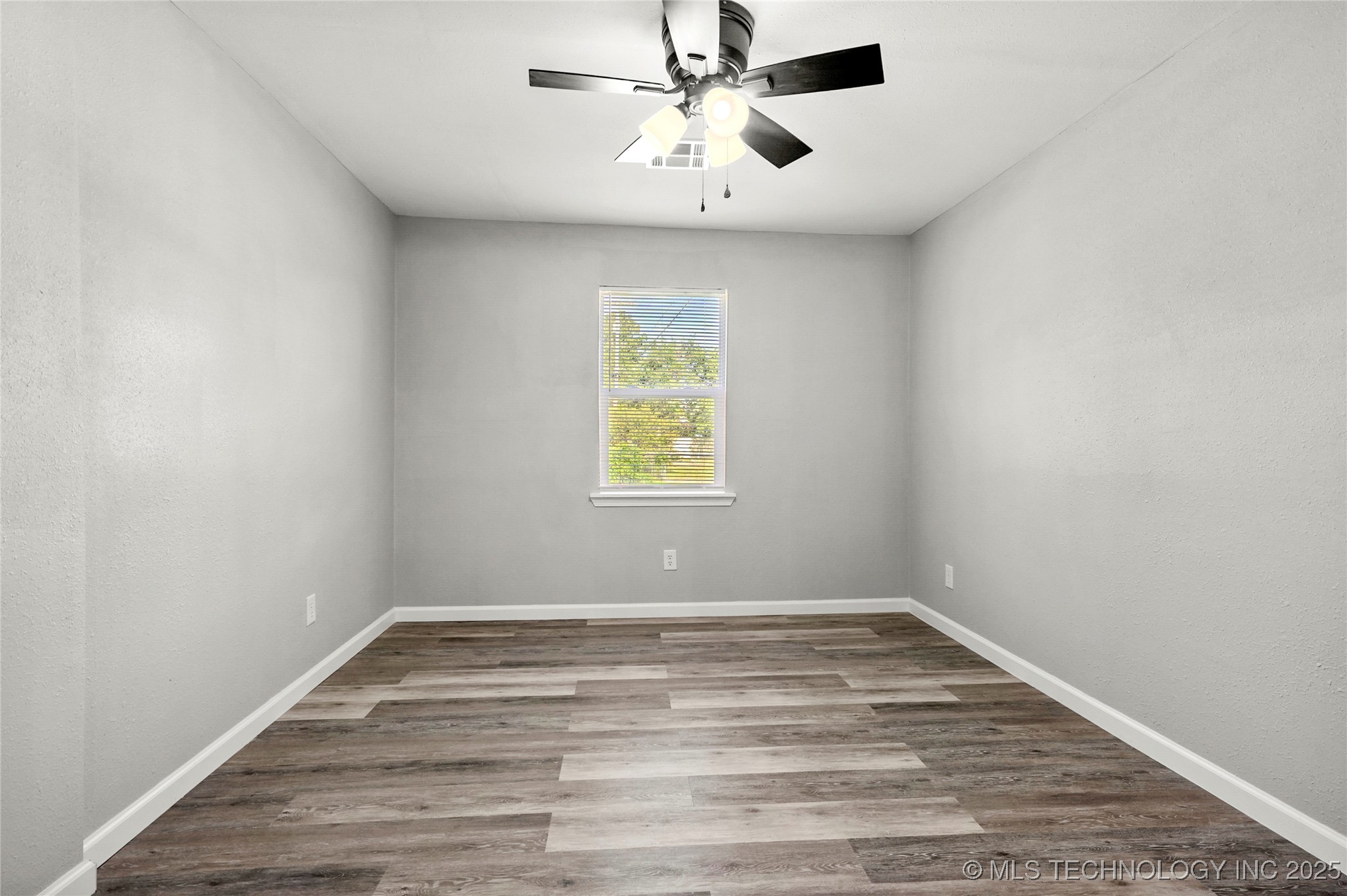 821 N 71st East Avenue