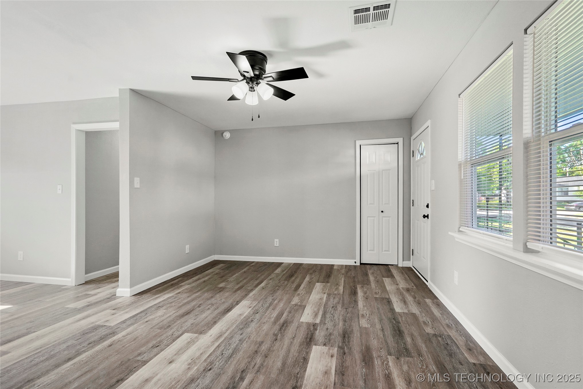 821 N 71st East Avenue