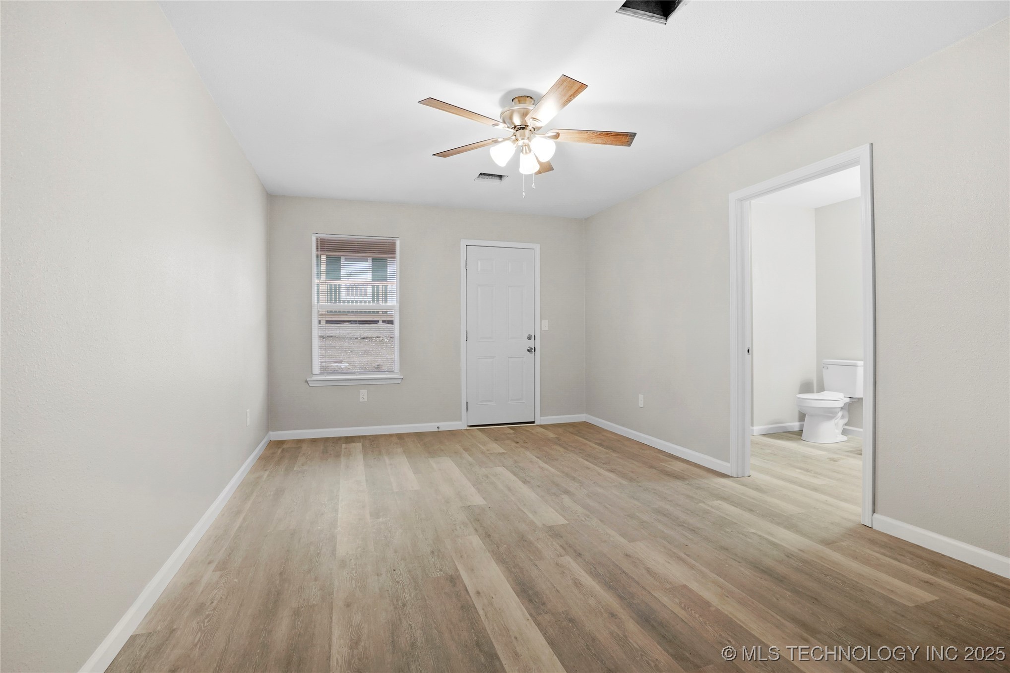 1005 N Quincy Avenue